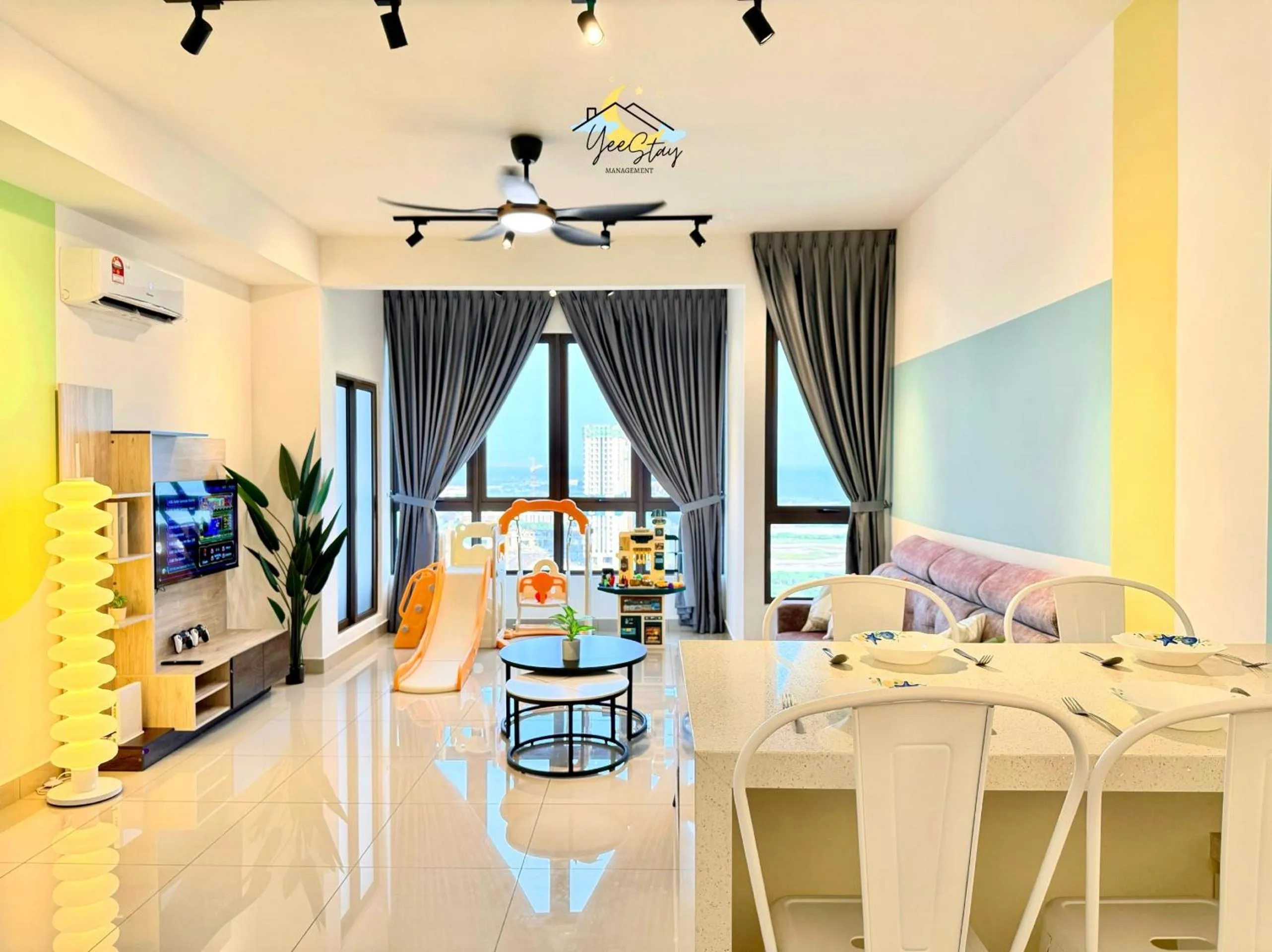 SeaView PoolView CityView BaliResidence Video game 5minJonker