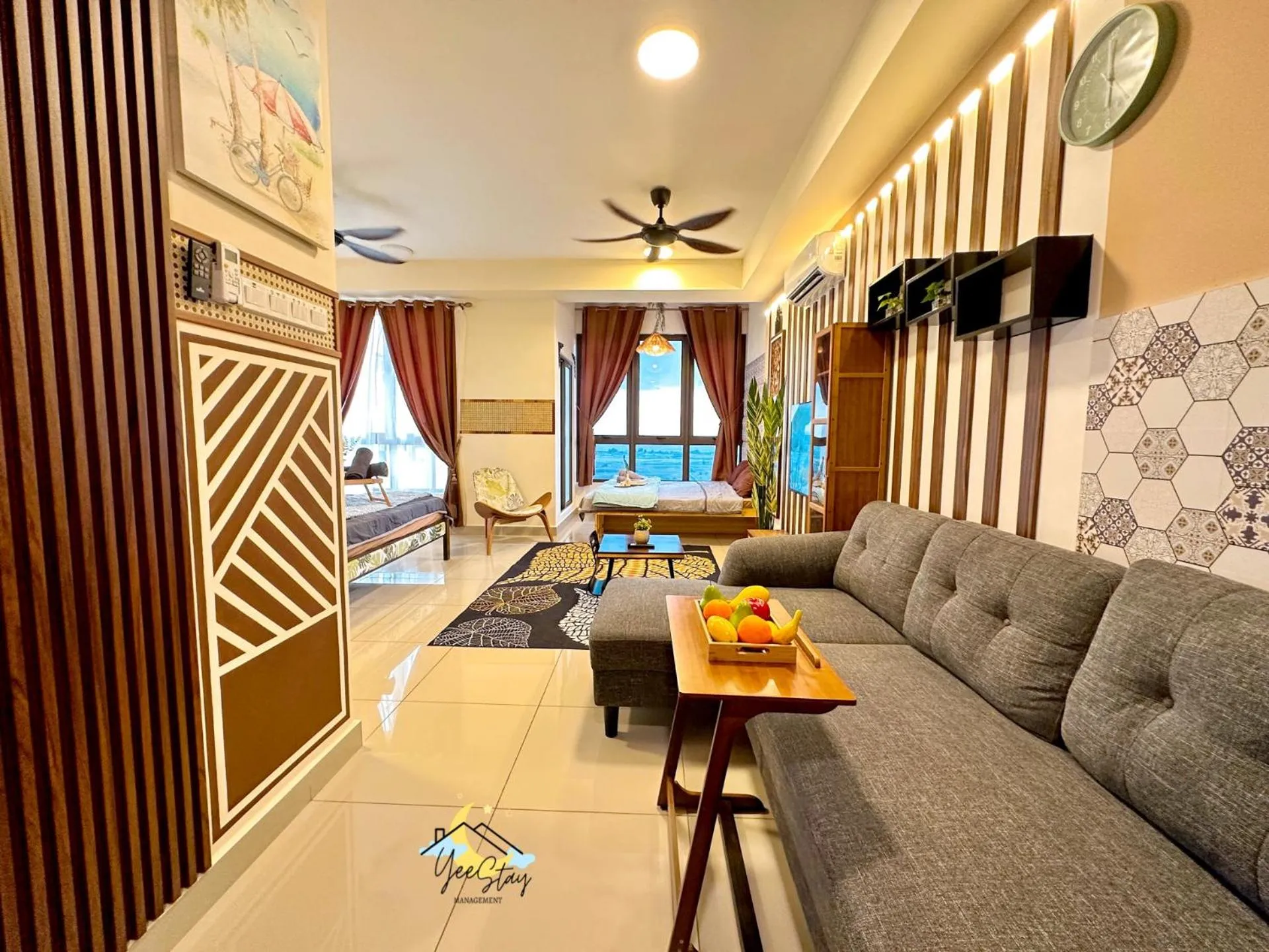 SeaView PoolView CityView BaliResidence Video game 5minJonker