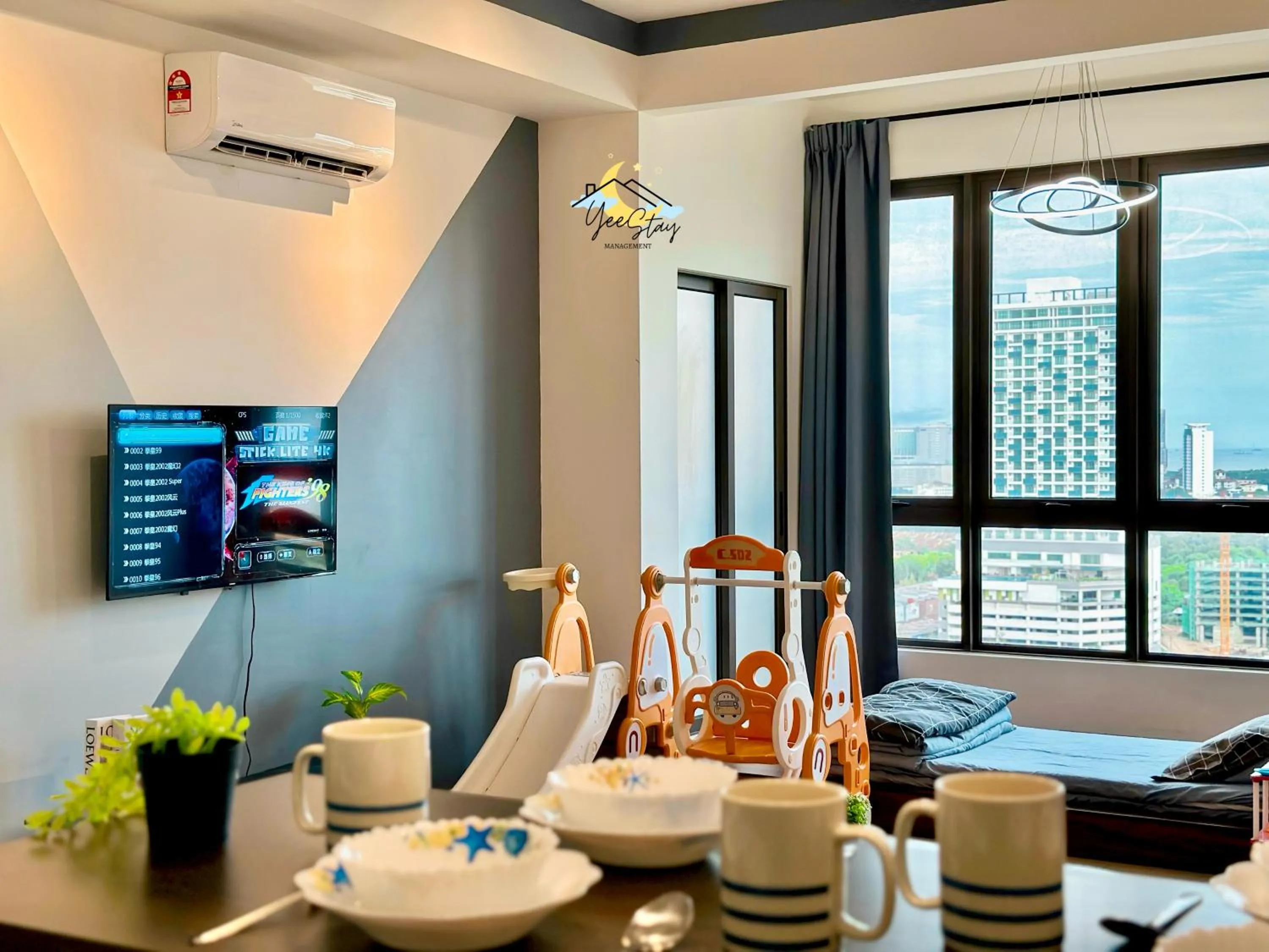 SeaView PoolView CityView BaliResidence Video game 5minJonker