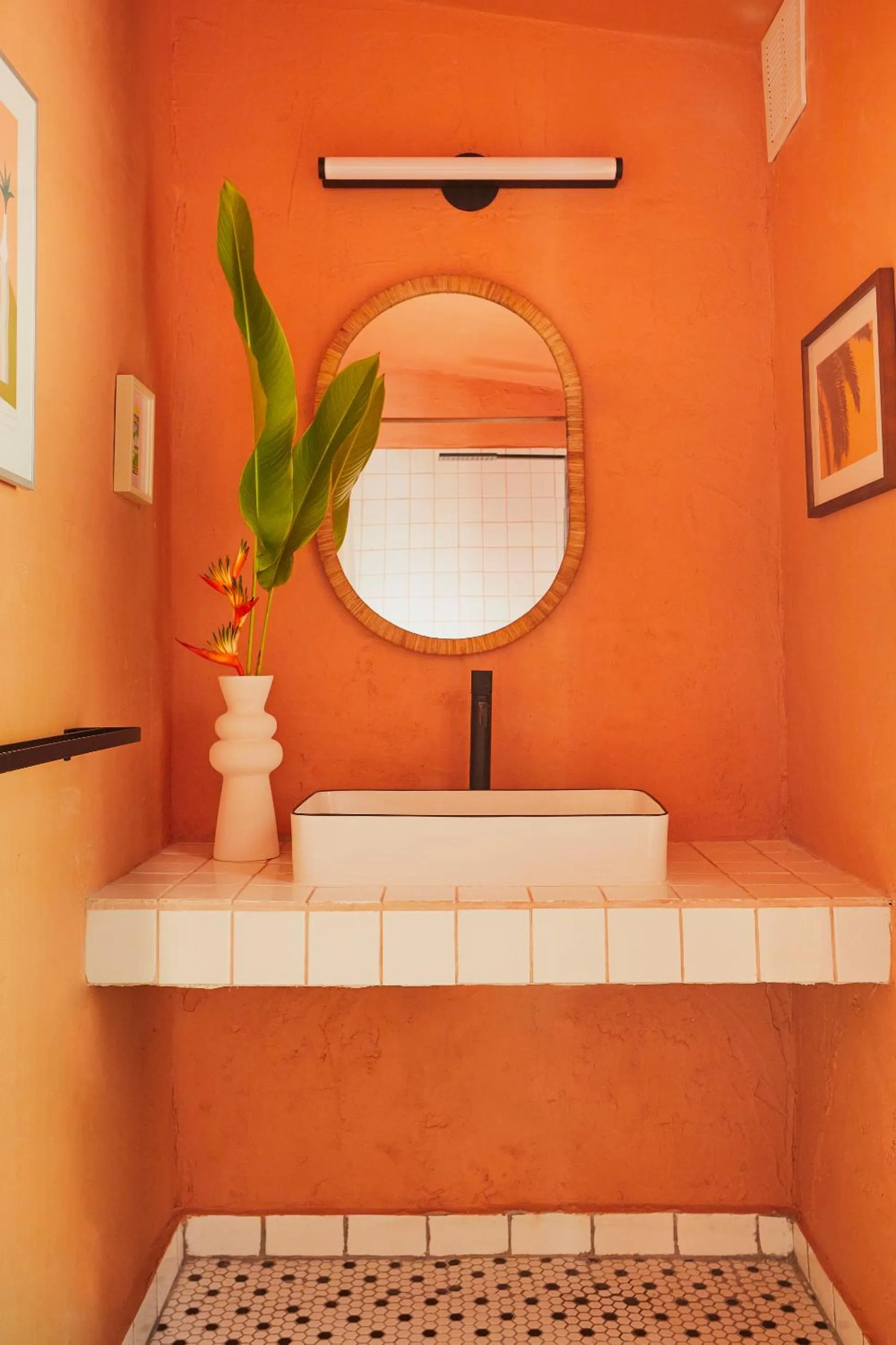 Bathroom in WALD HAUS by DW