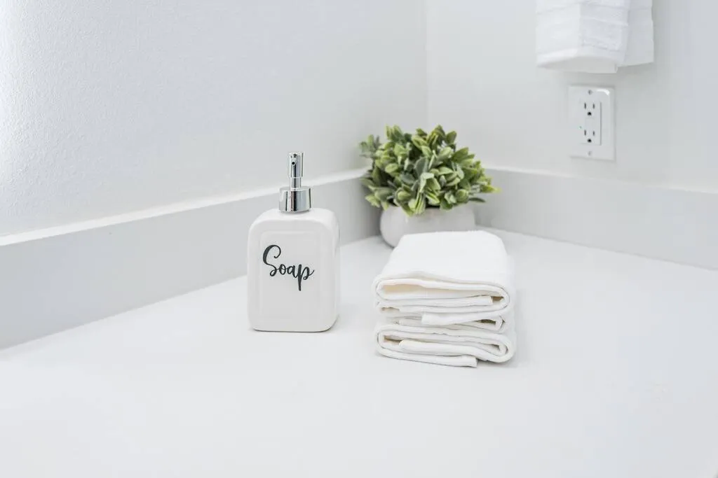 towels in The Right Studio @ East Downtown