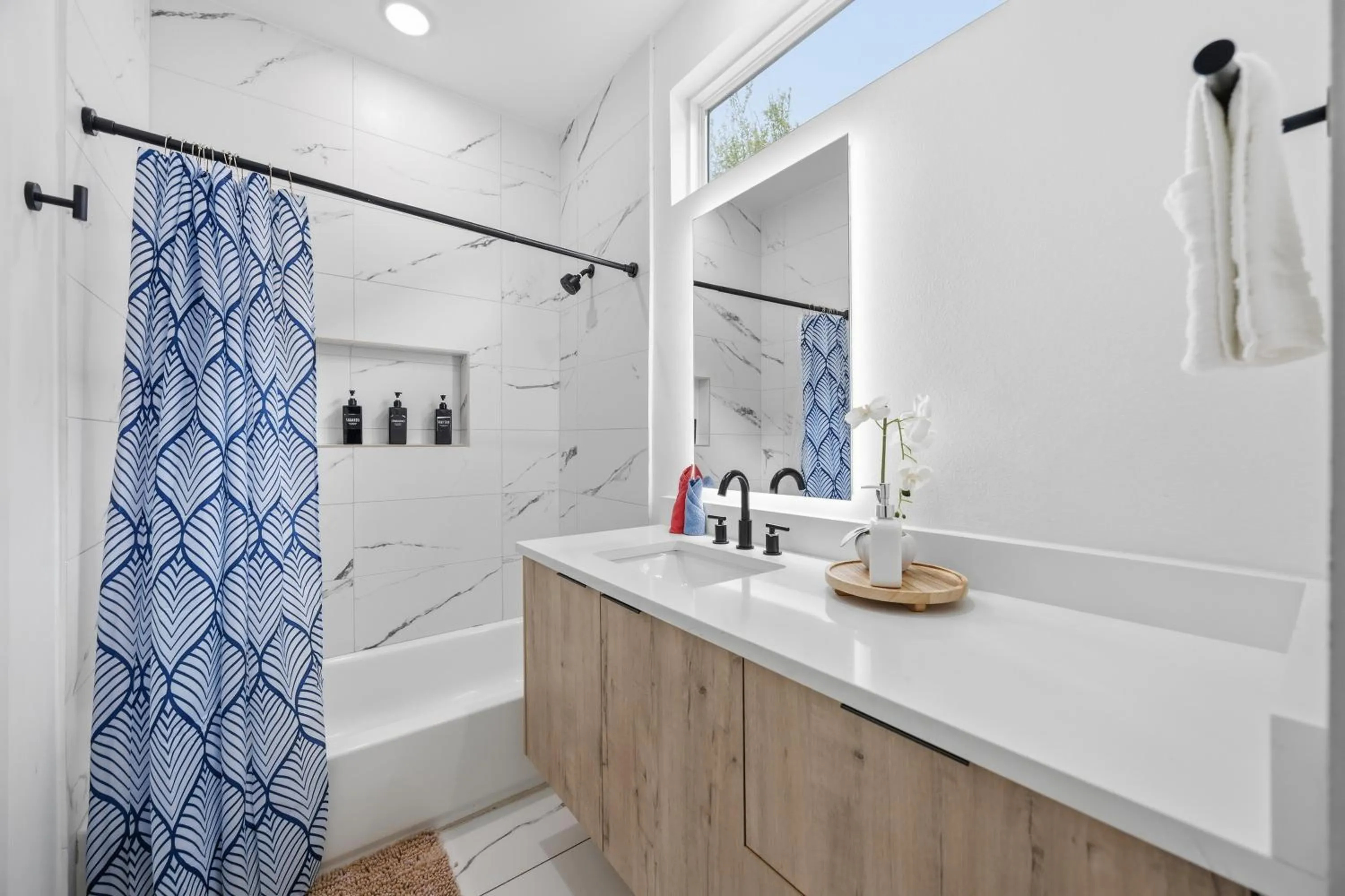 The Right Studio @ East Downtown