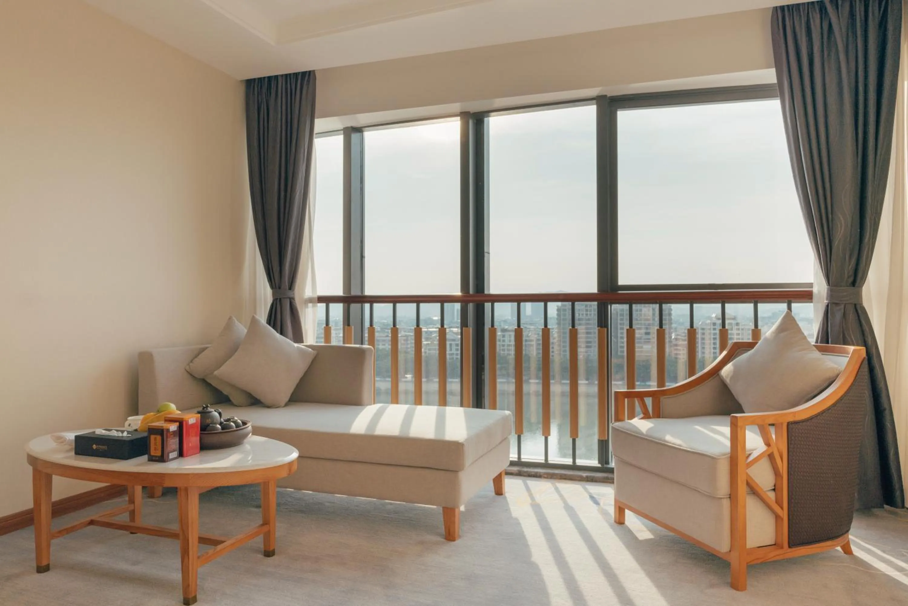 White Swan Guest House MeiZhou