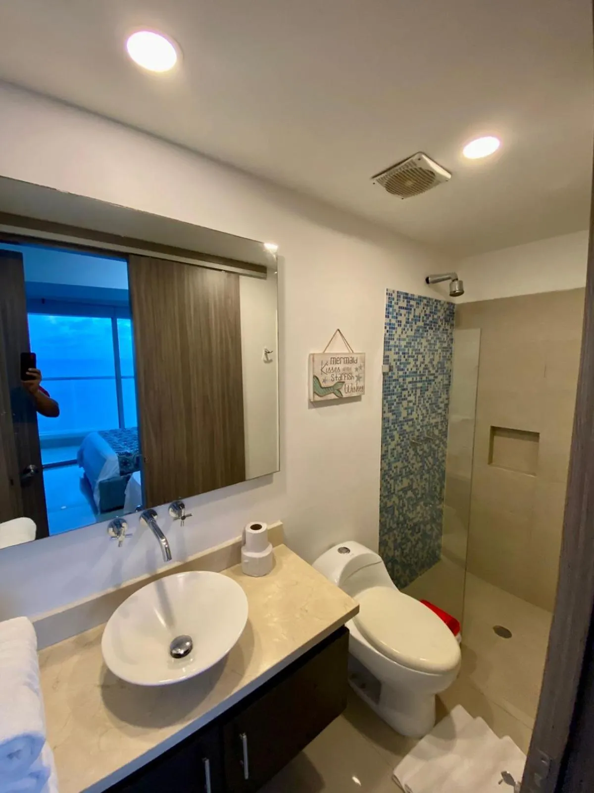 Shower in TU VISTA IDEAL