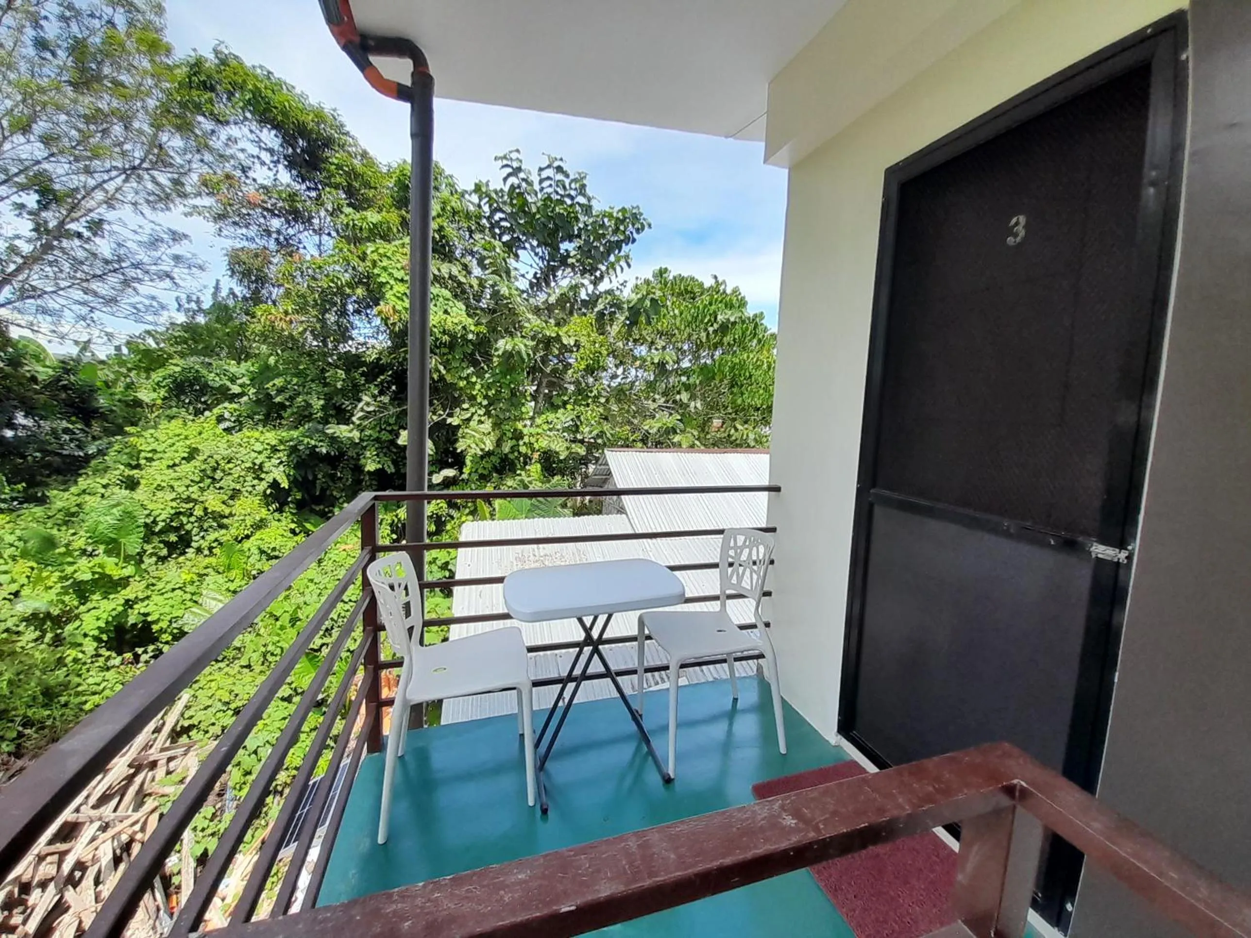 Balcony/Terrace in Palawan Residence