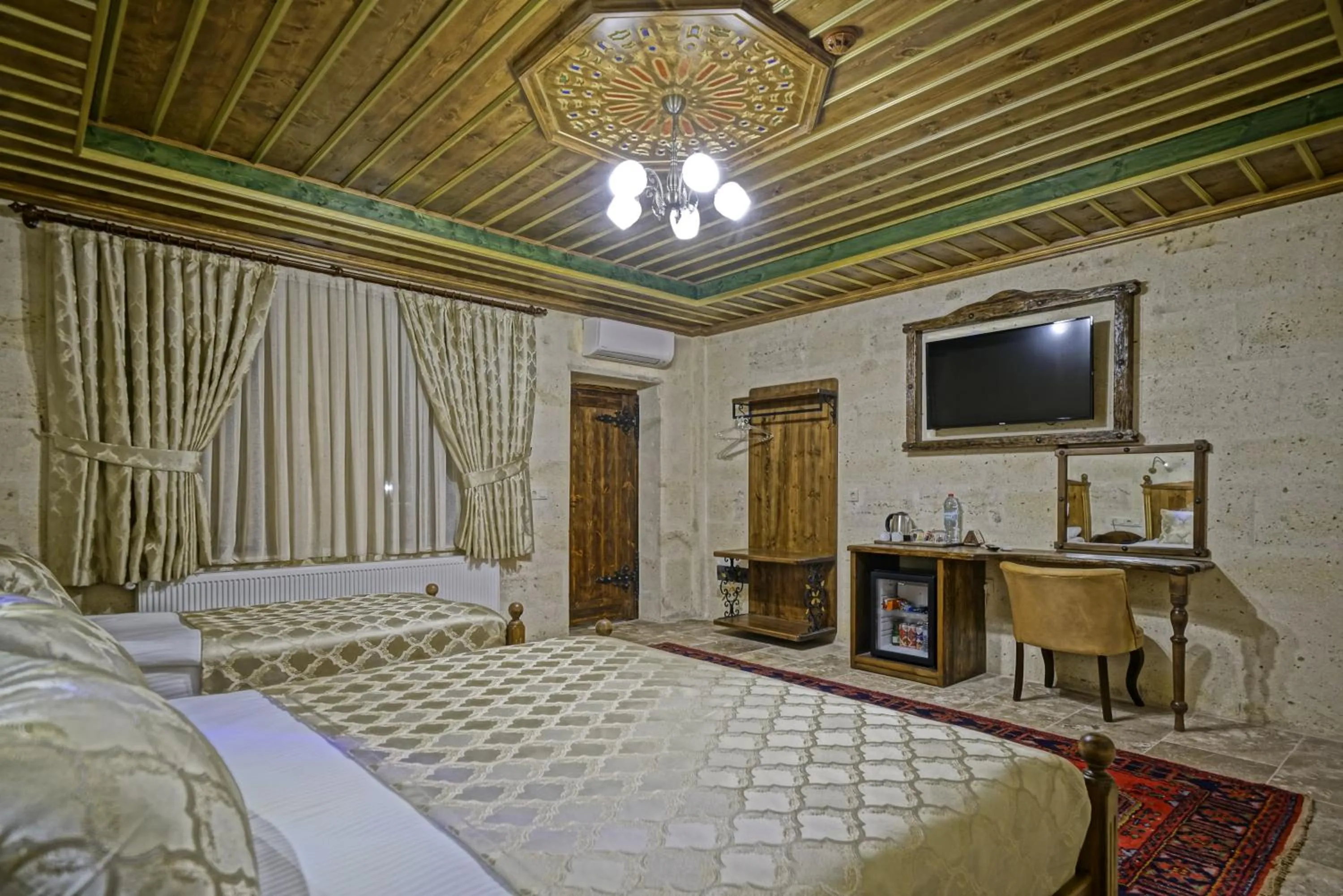Photo of the whole room, Bed in Zultanite Cappadocia Hotel
