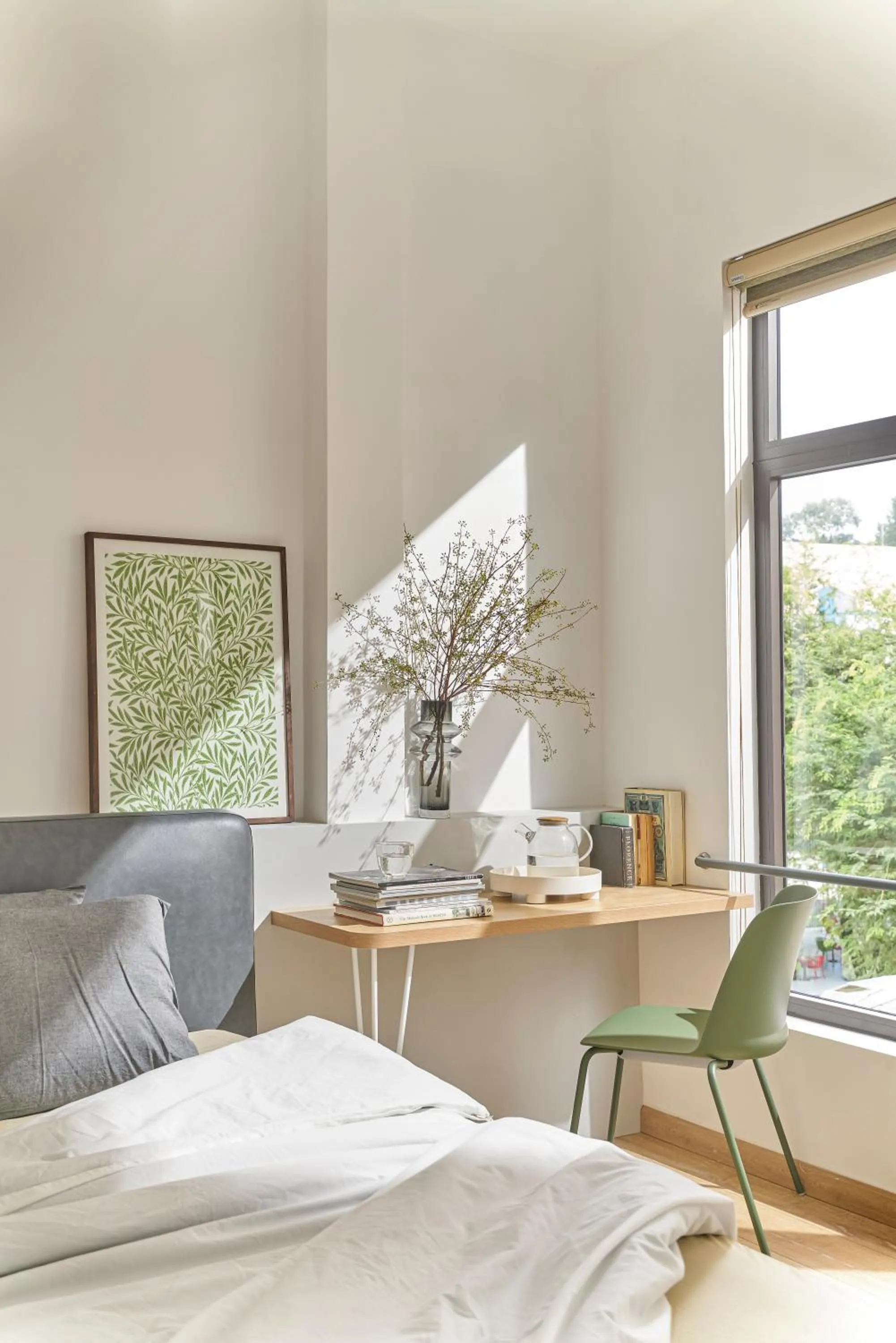 Bed in Express by M Village Nguyễn Du