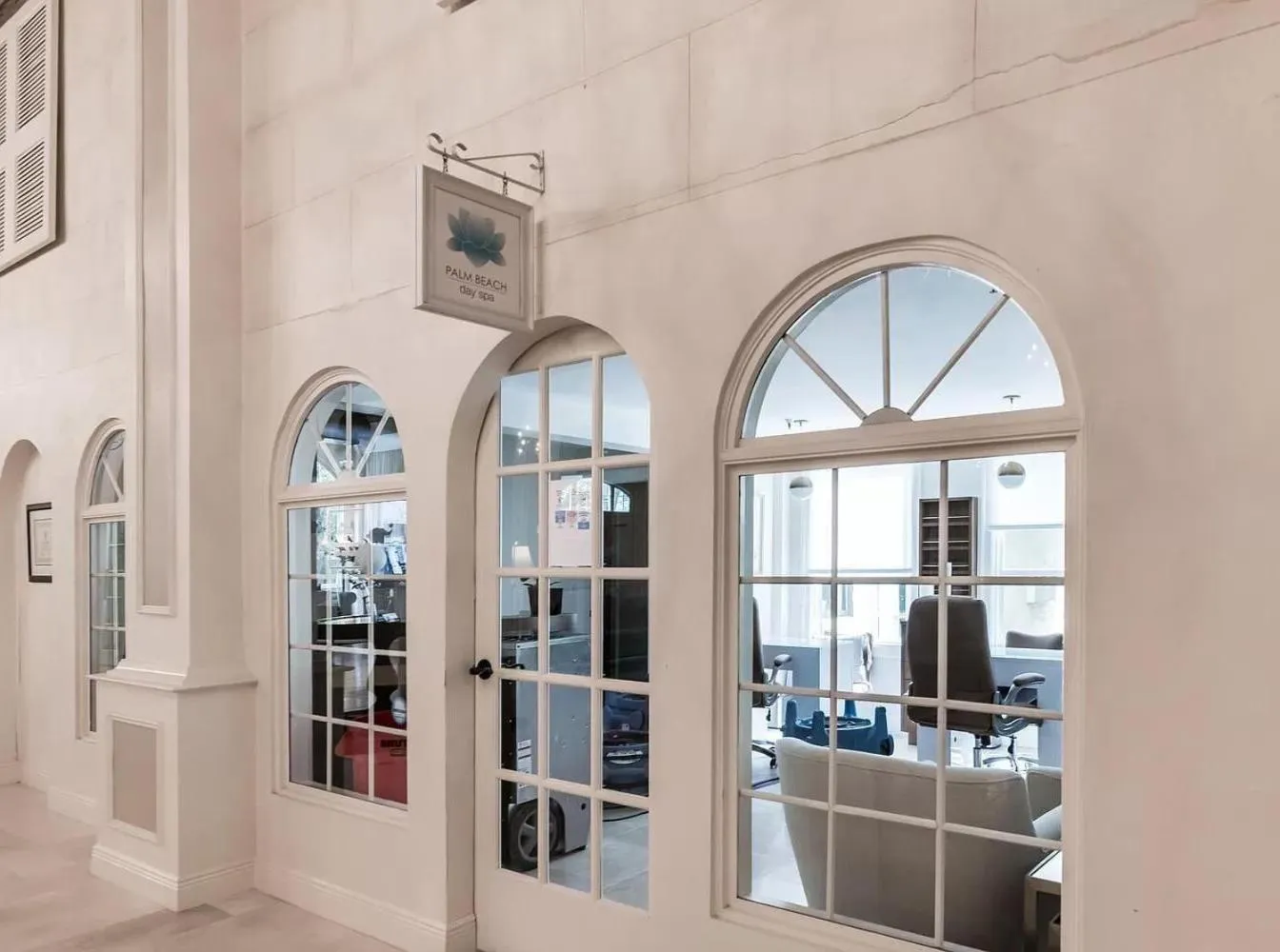 Spa and wellness centre/facilities in Renovated studio in the heart of Palm Beach - free parking, security box