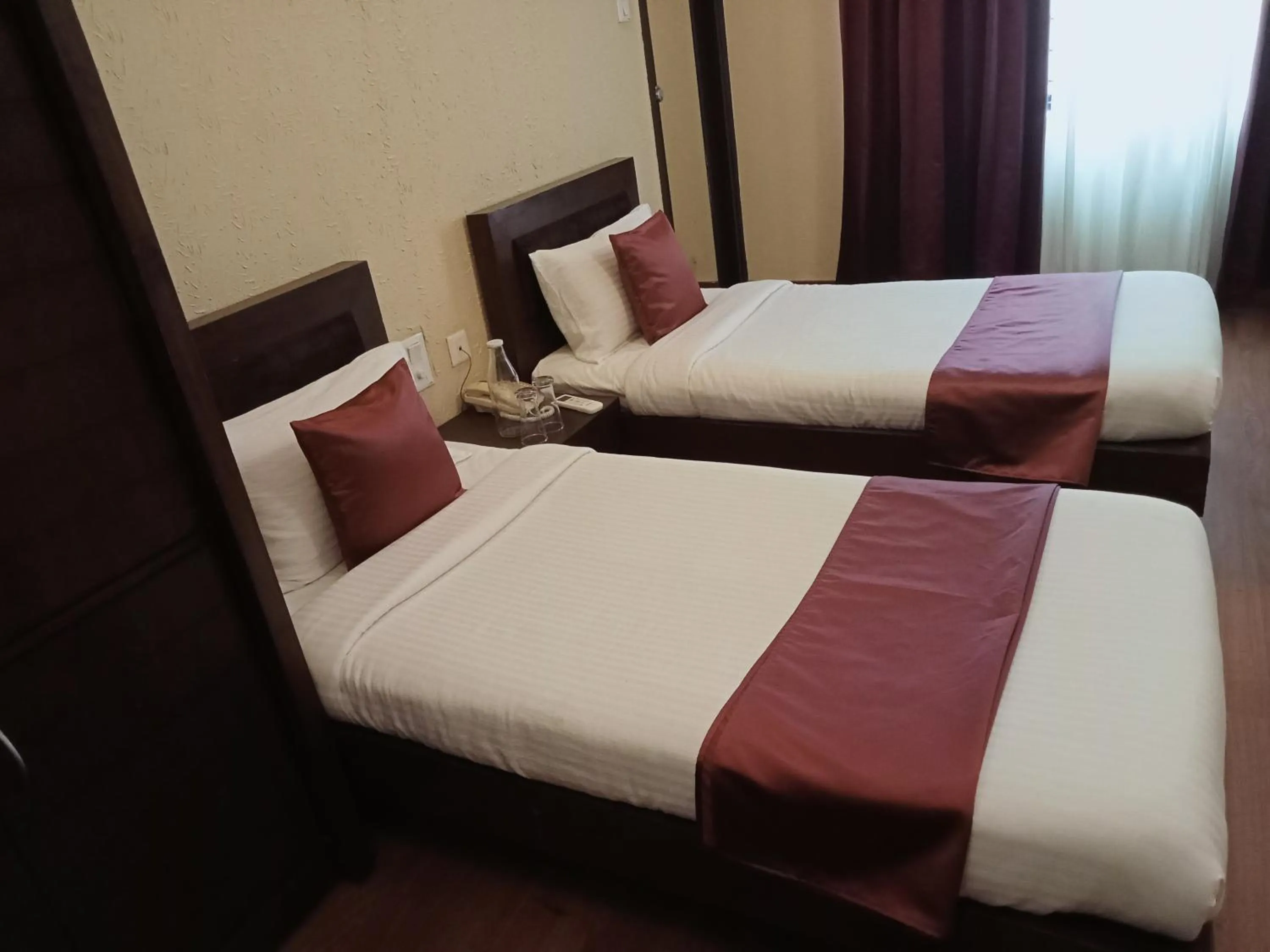 Bedroom, Bed in Chocolat house