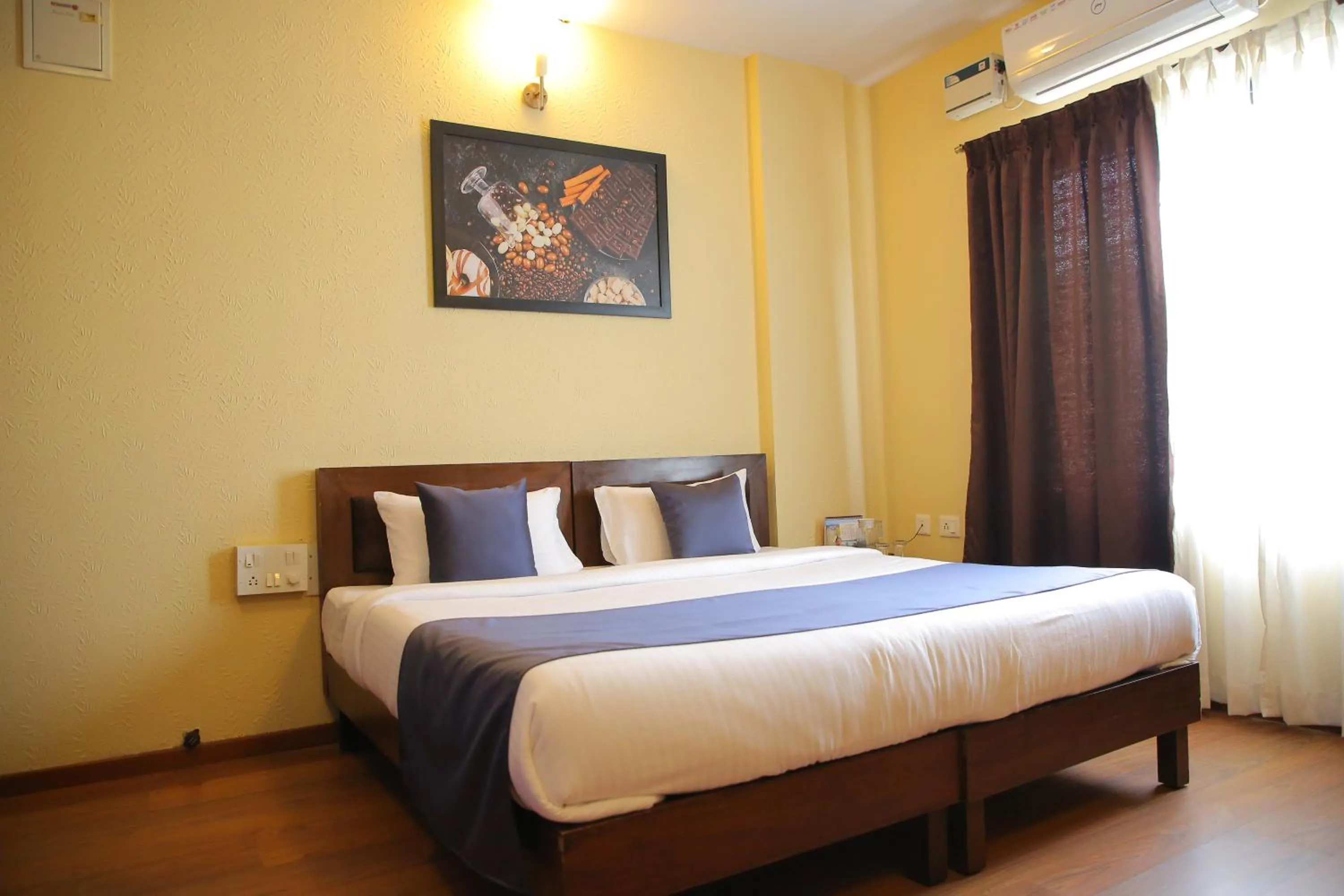 Bedroom, Bed in Chocolat house