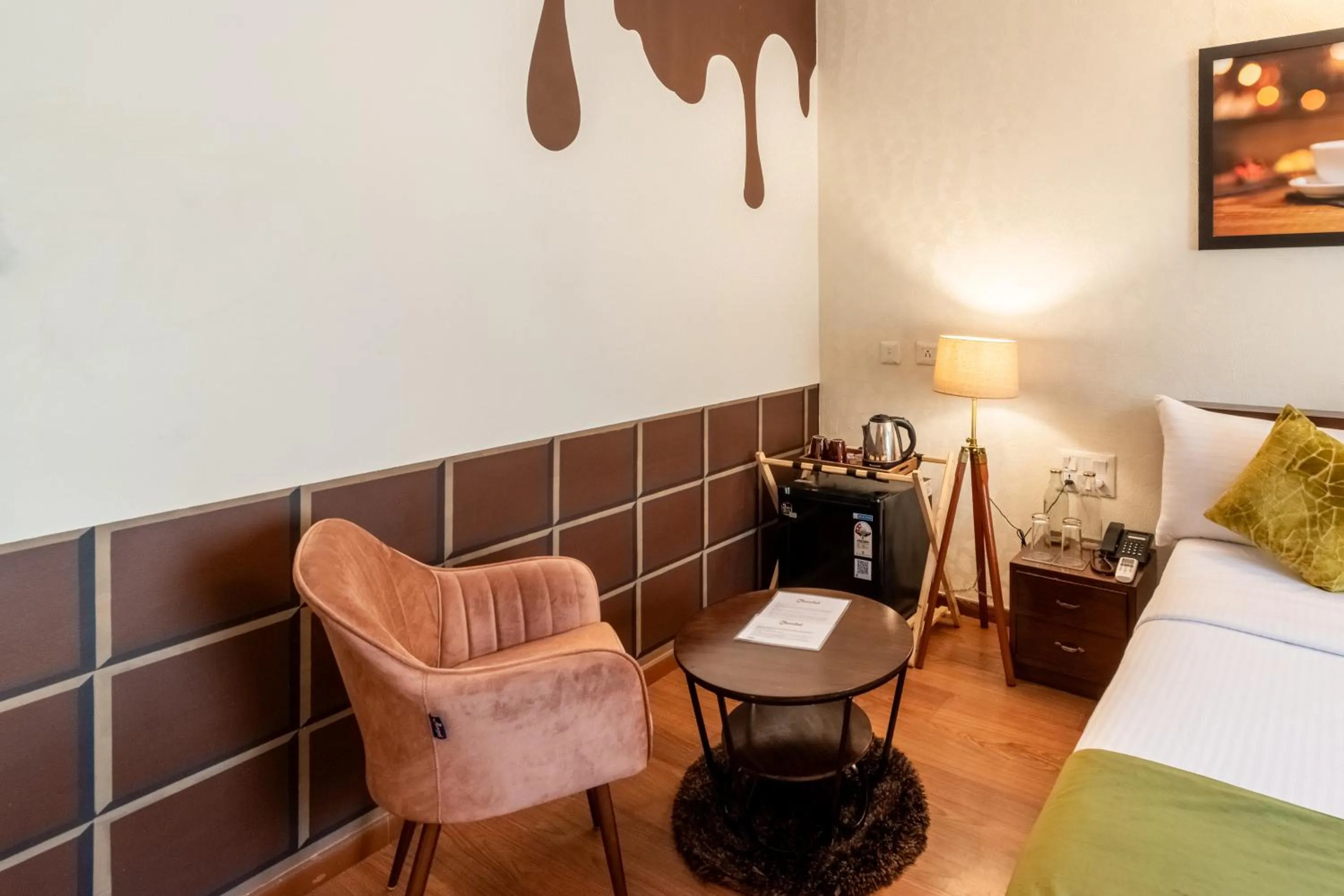 room service, Bed in Chocolat house