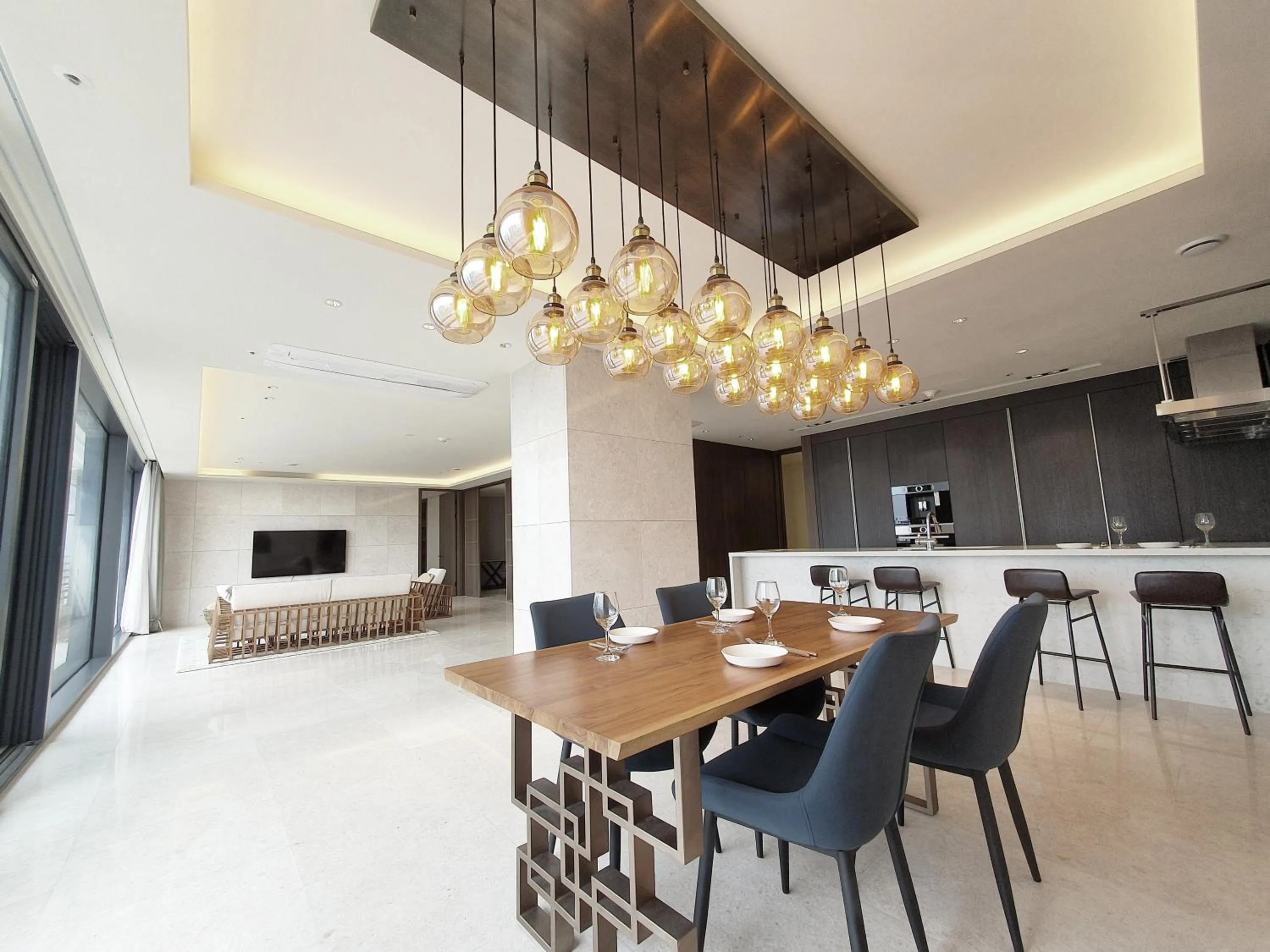 Kitchen or kitchenette in UH FLAT Signature DAEGU