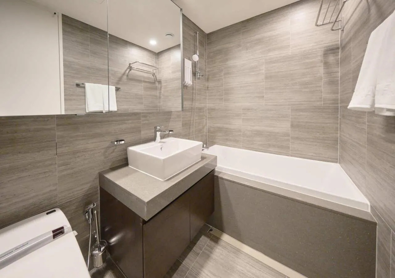 UH FLAT Signature DAEGU