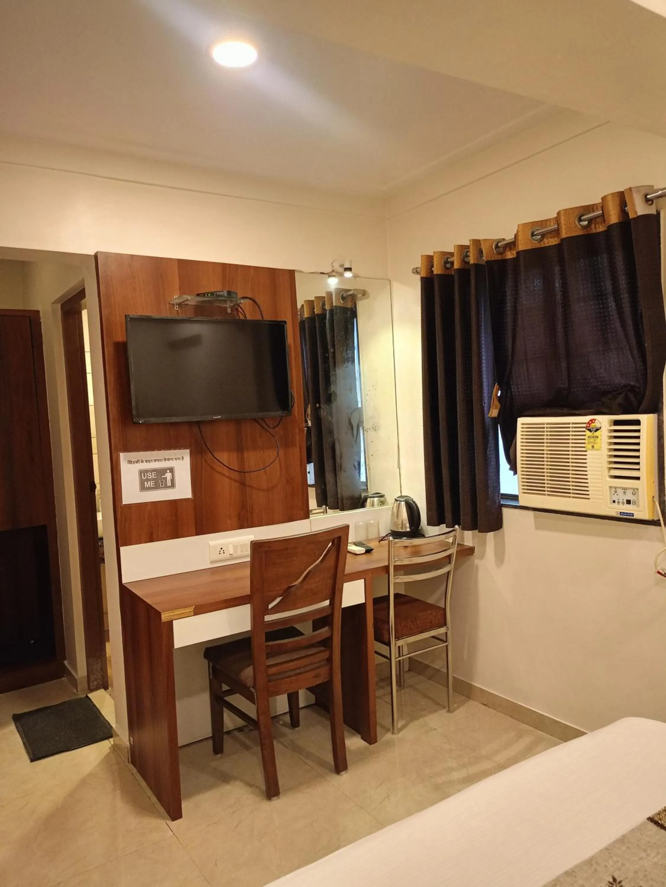 air conditioner in Hotel Dream Inn Thane
