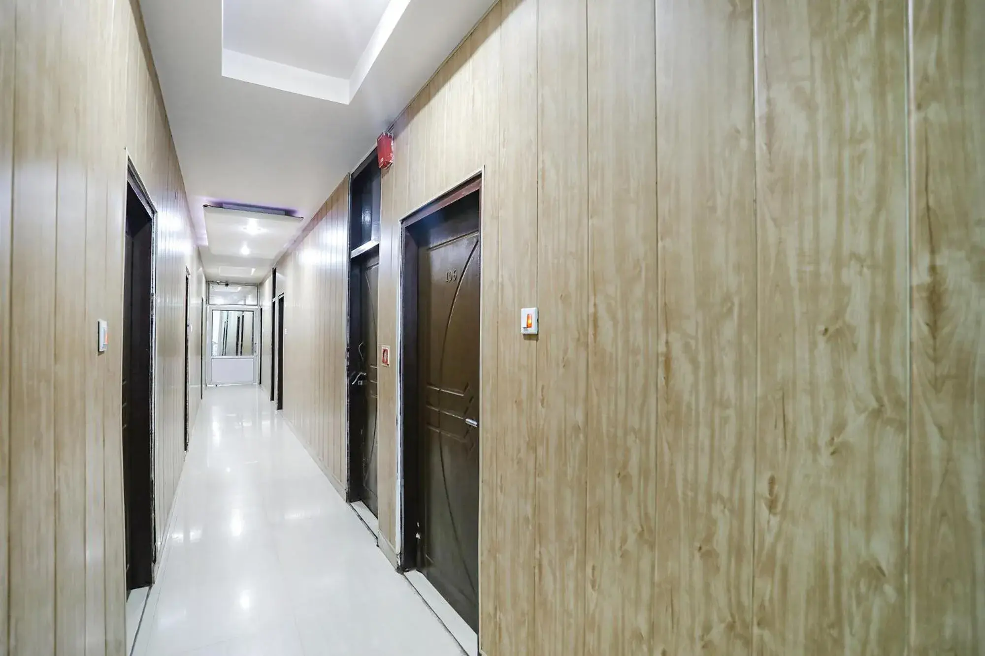 Lobby or reception in FabHotel DPS International Lobby or reception in FabHotel DPS International