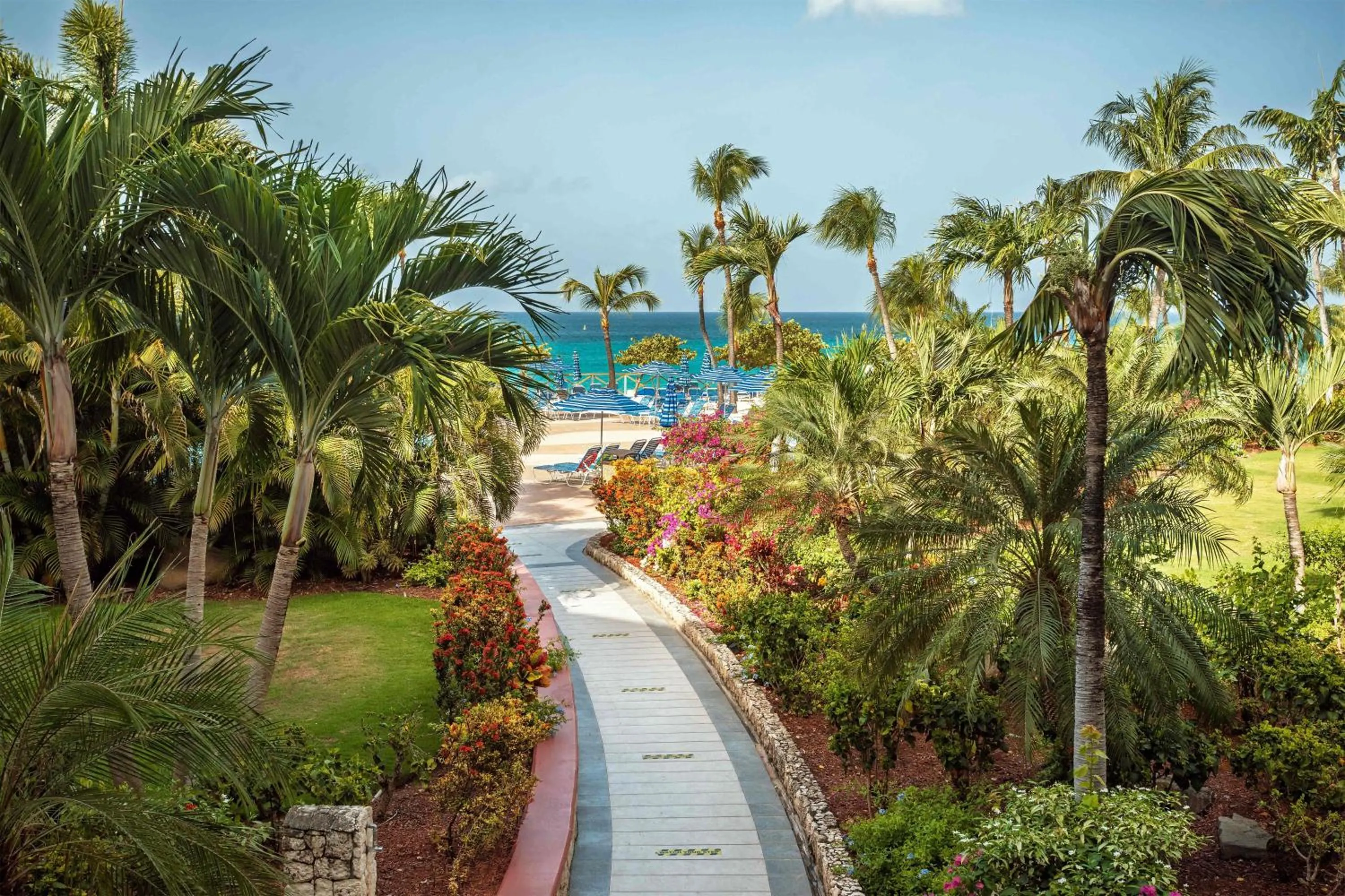 Property building in Royal Islander Club Resort La Plage