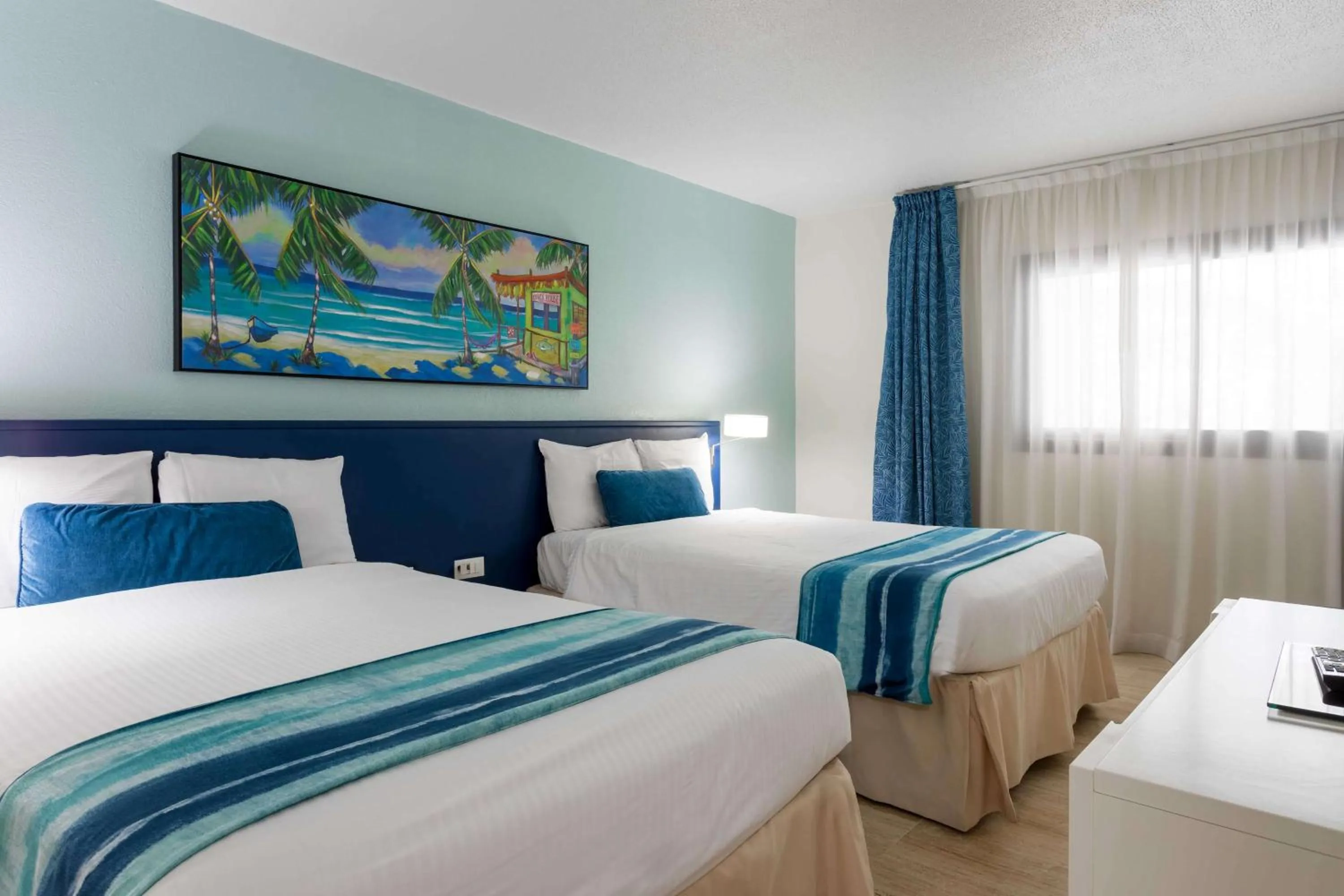 Photo of the whole room, Bed in Royal Islander Club Resort La Plage