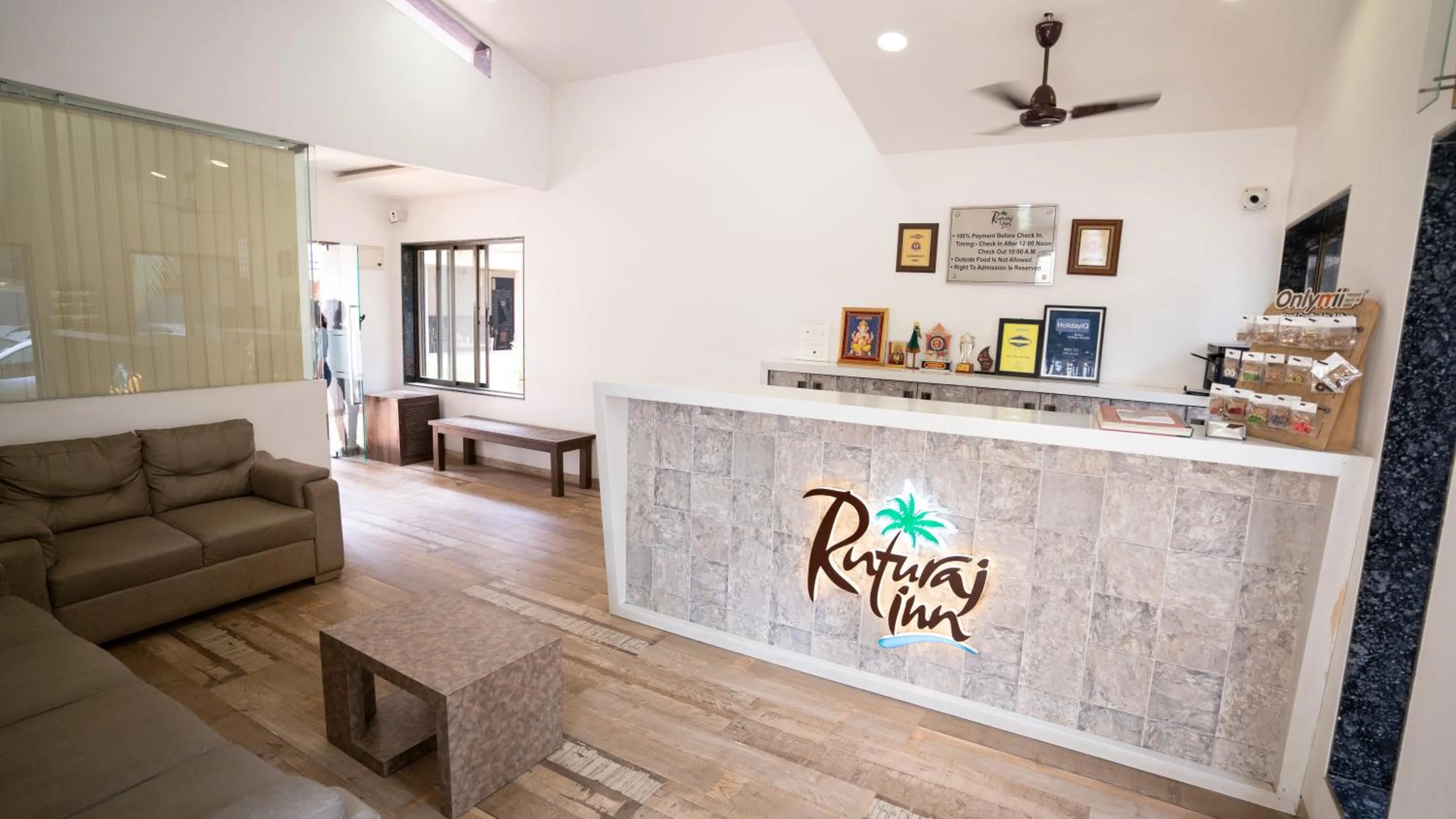 Facade/entrance in Ruturaj Inn Alibag