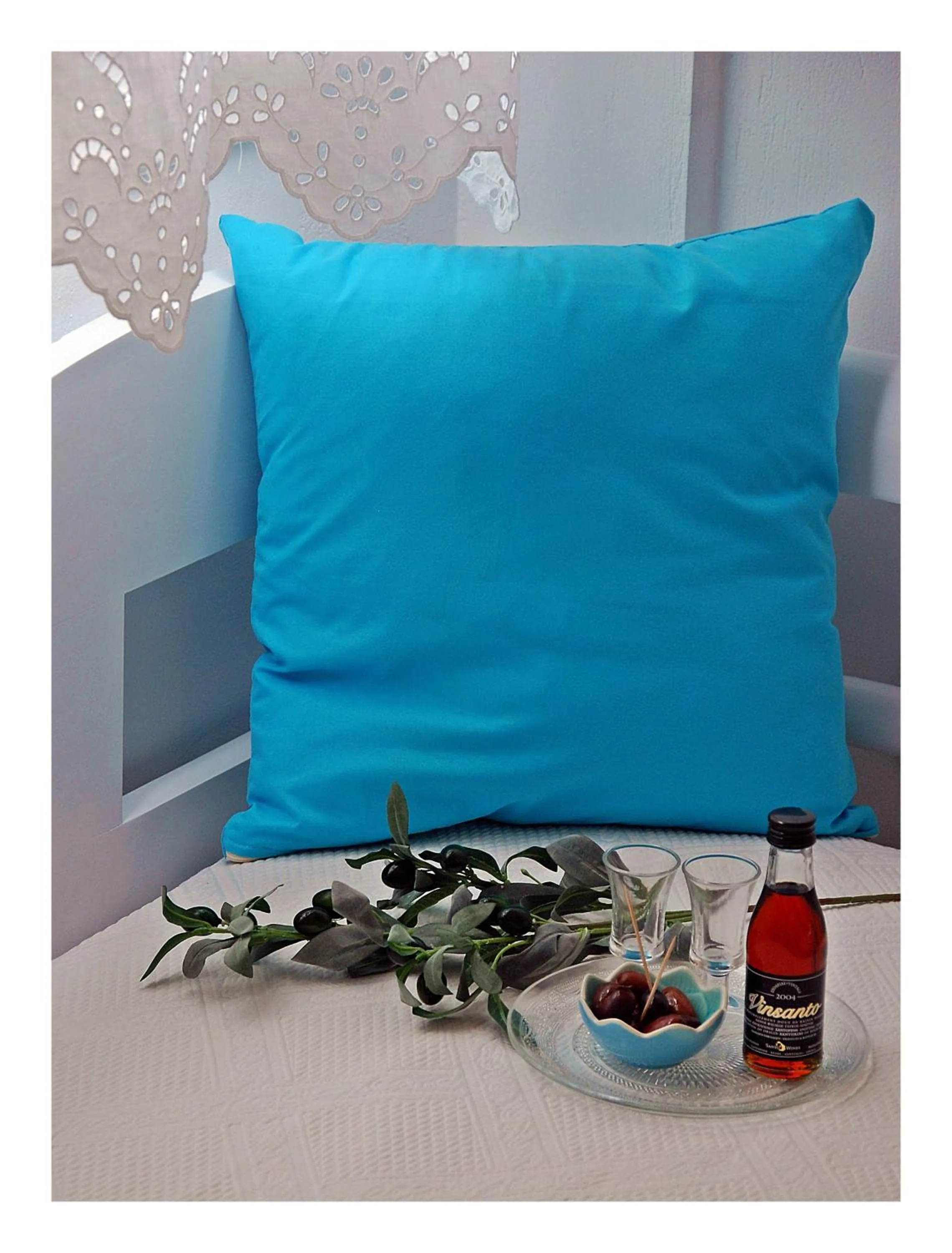 Living room in Reverie Santorini Hotel