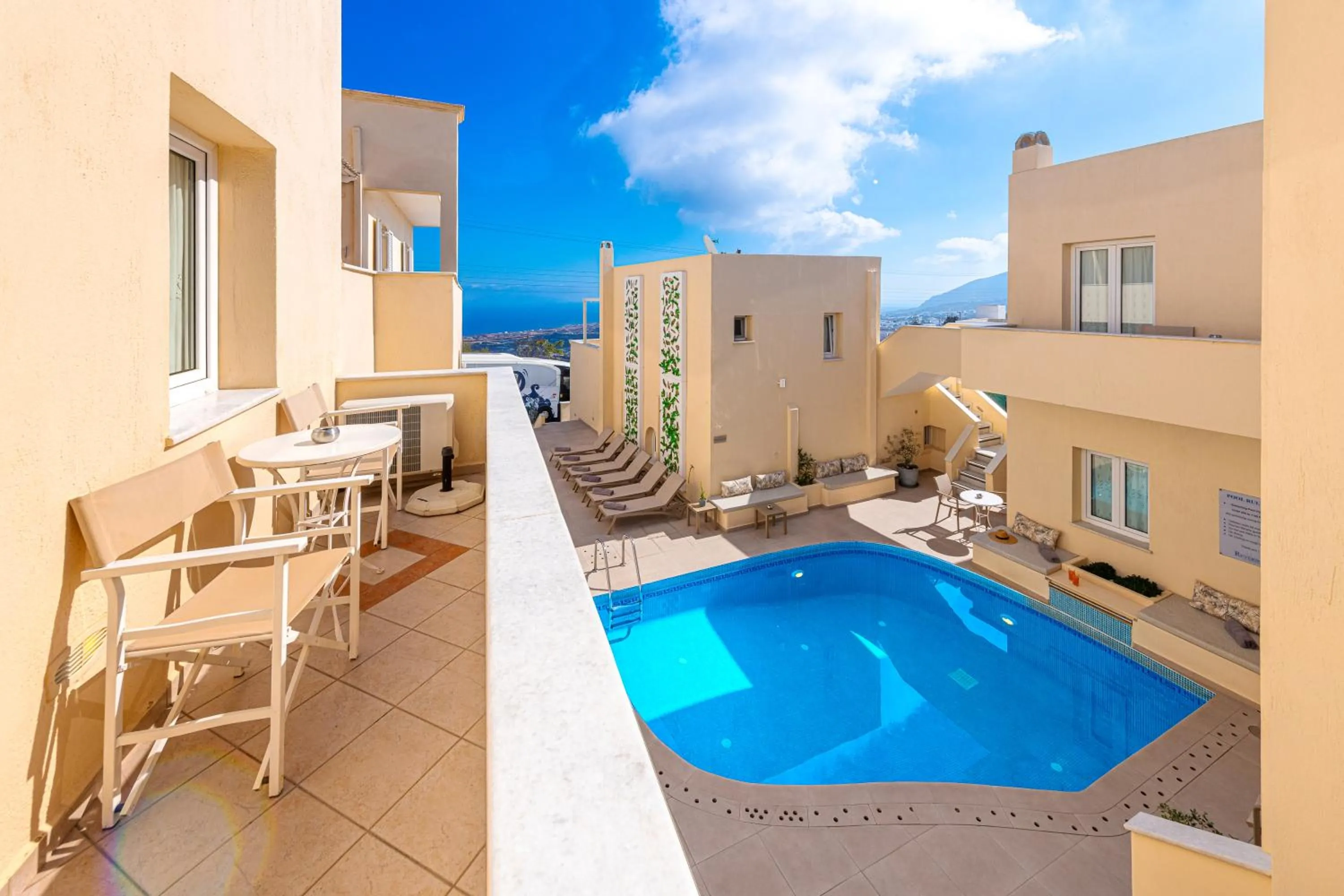 Swimming pool in Reverie Santorini Hotel