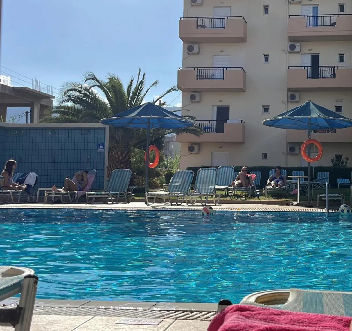 Property building in Castro Hotel