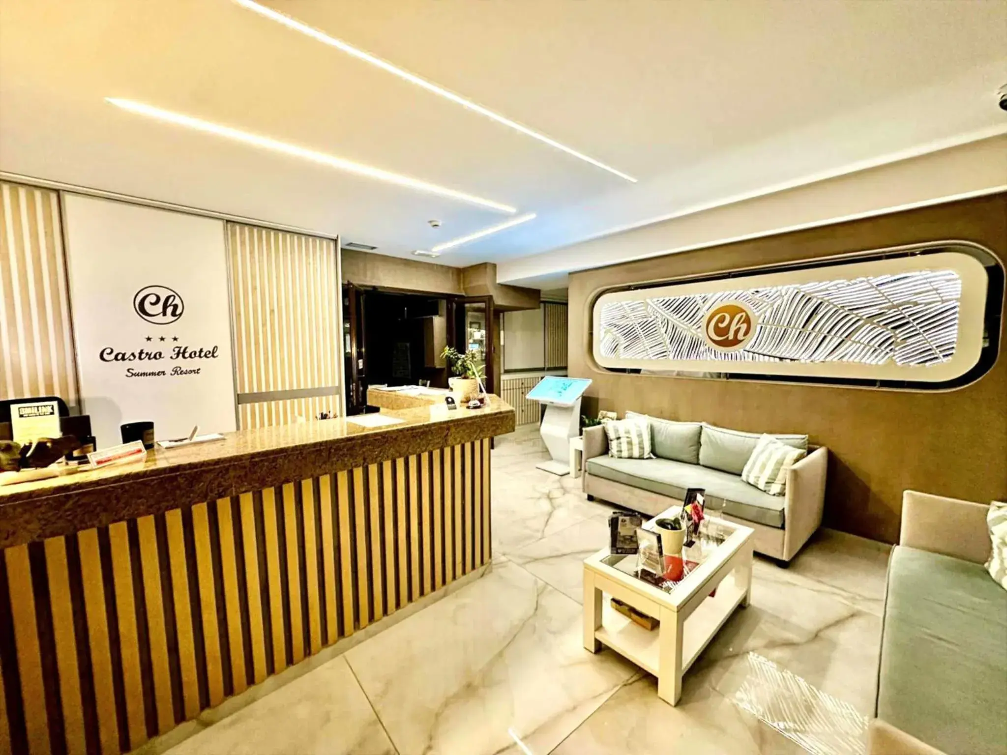 Lobby or reception in Castro Hotel Lobby or reception in Castro Hotel