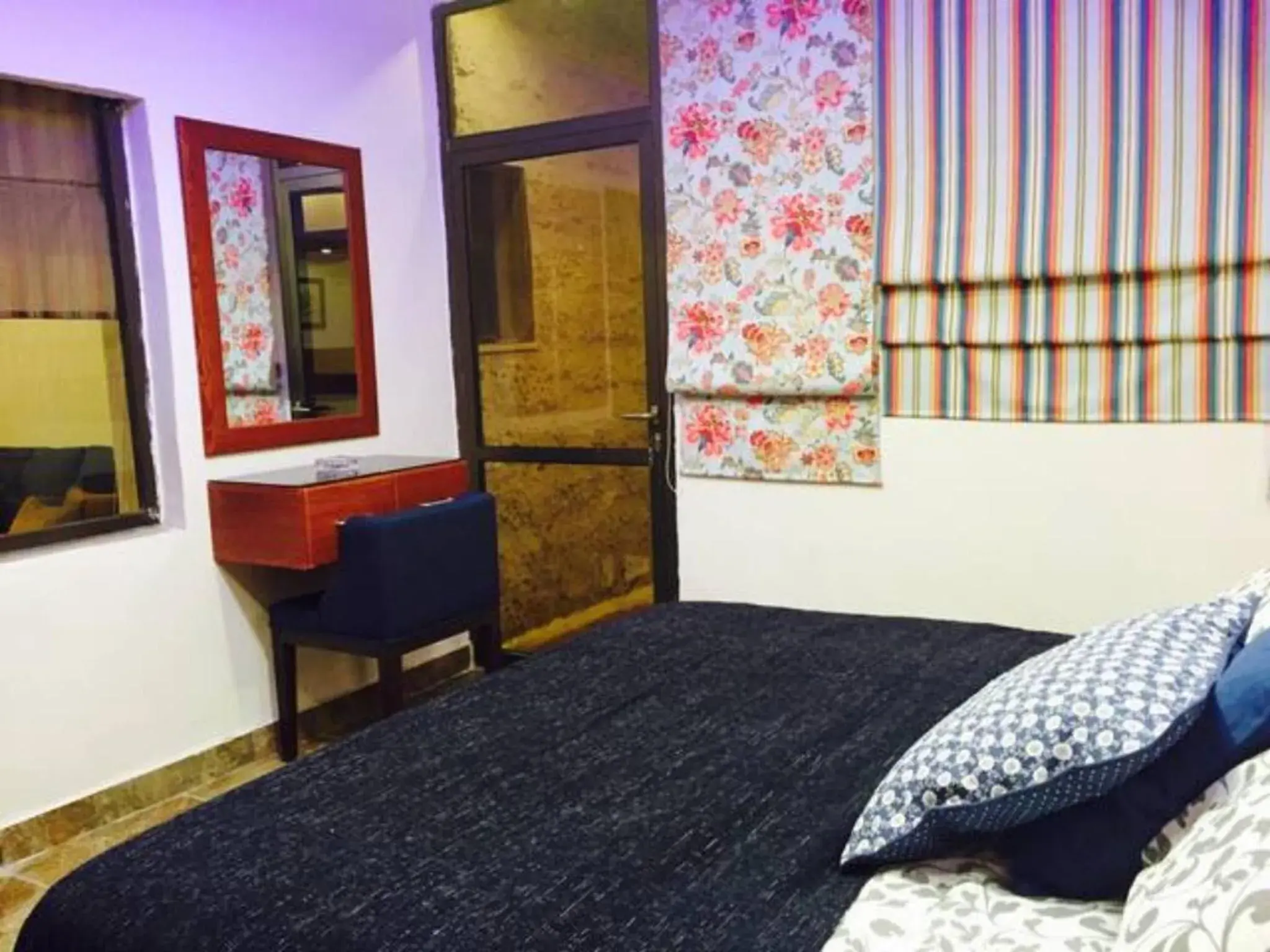 Bed in The Royal Luxury Tiger Patio Bed in The Royal Luxury Tiger Patio