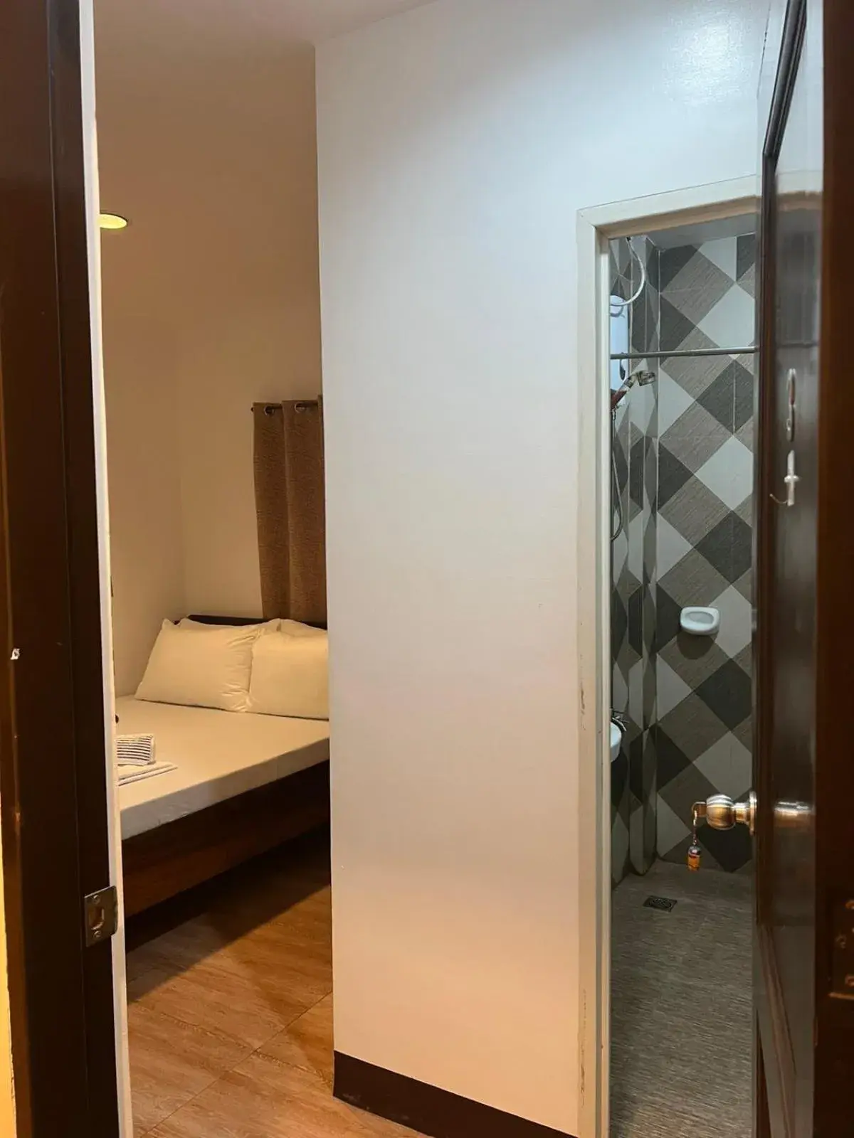 Bed in Sonora's Inn, Coron Bed in Sonora's Inn, Coron