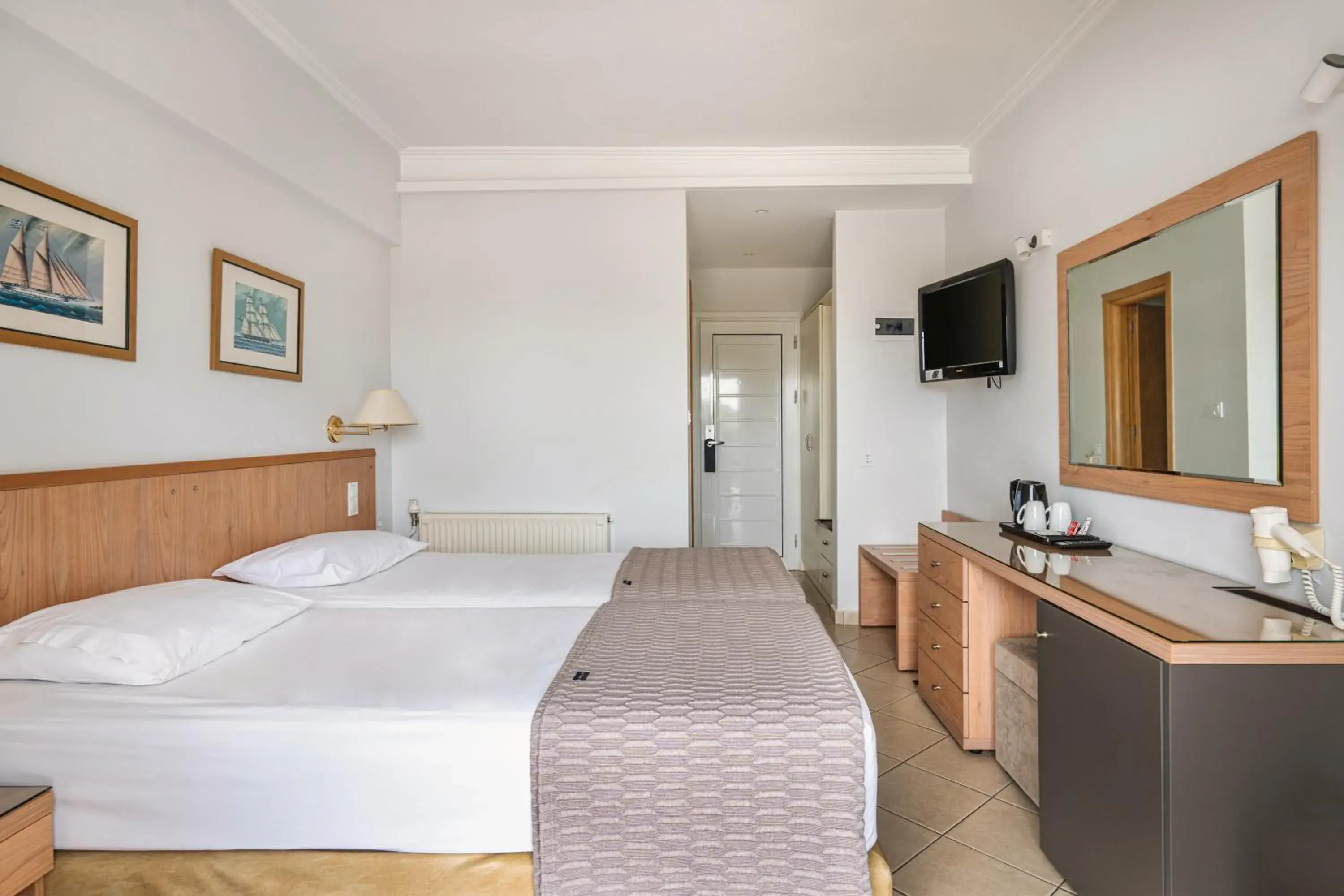 Standard Twin Room in Danae Hotel Standard Twin Room in Danae Hotel