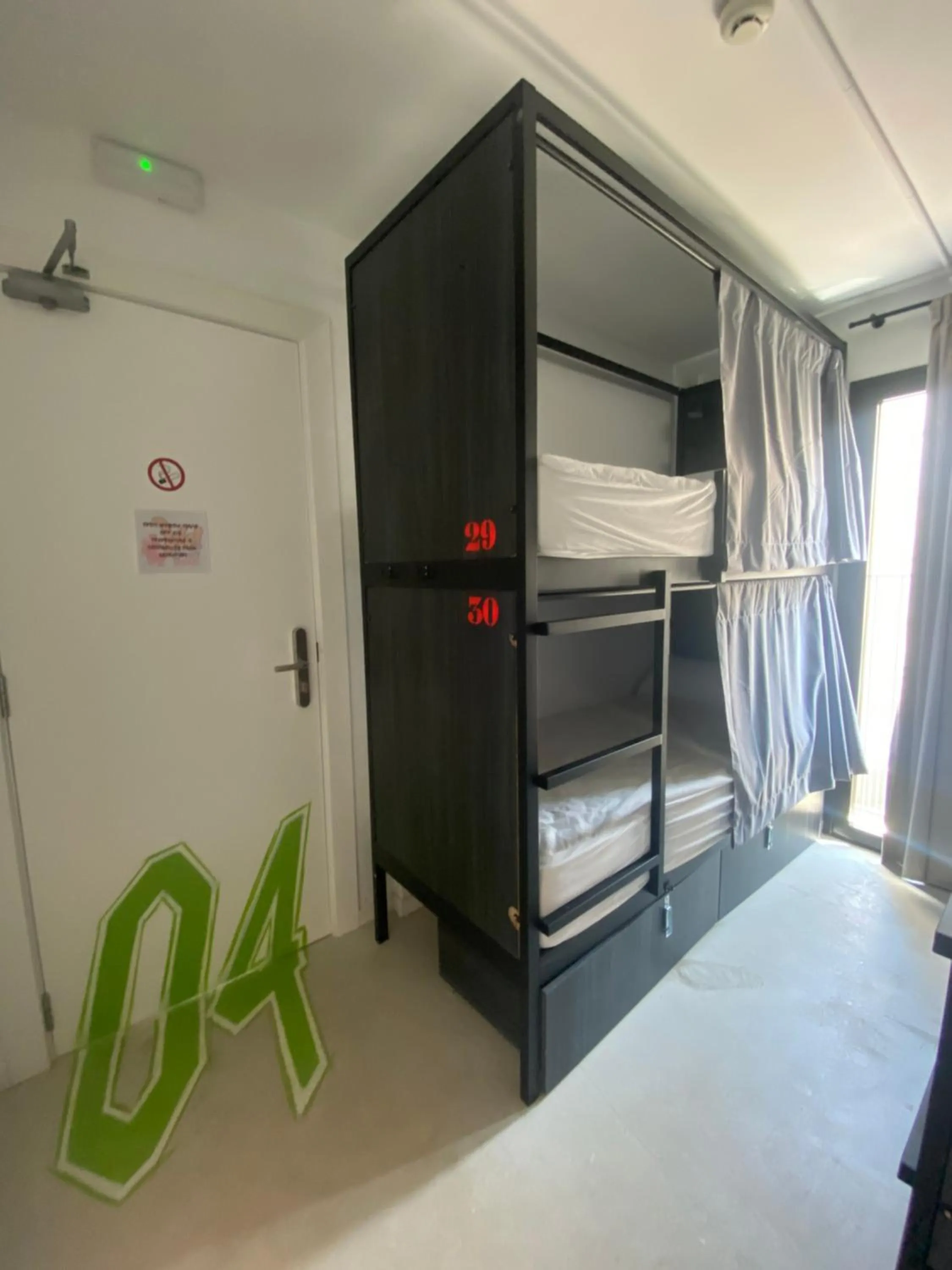 Bed in We Street Hostel - Albergue