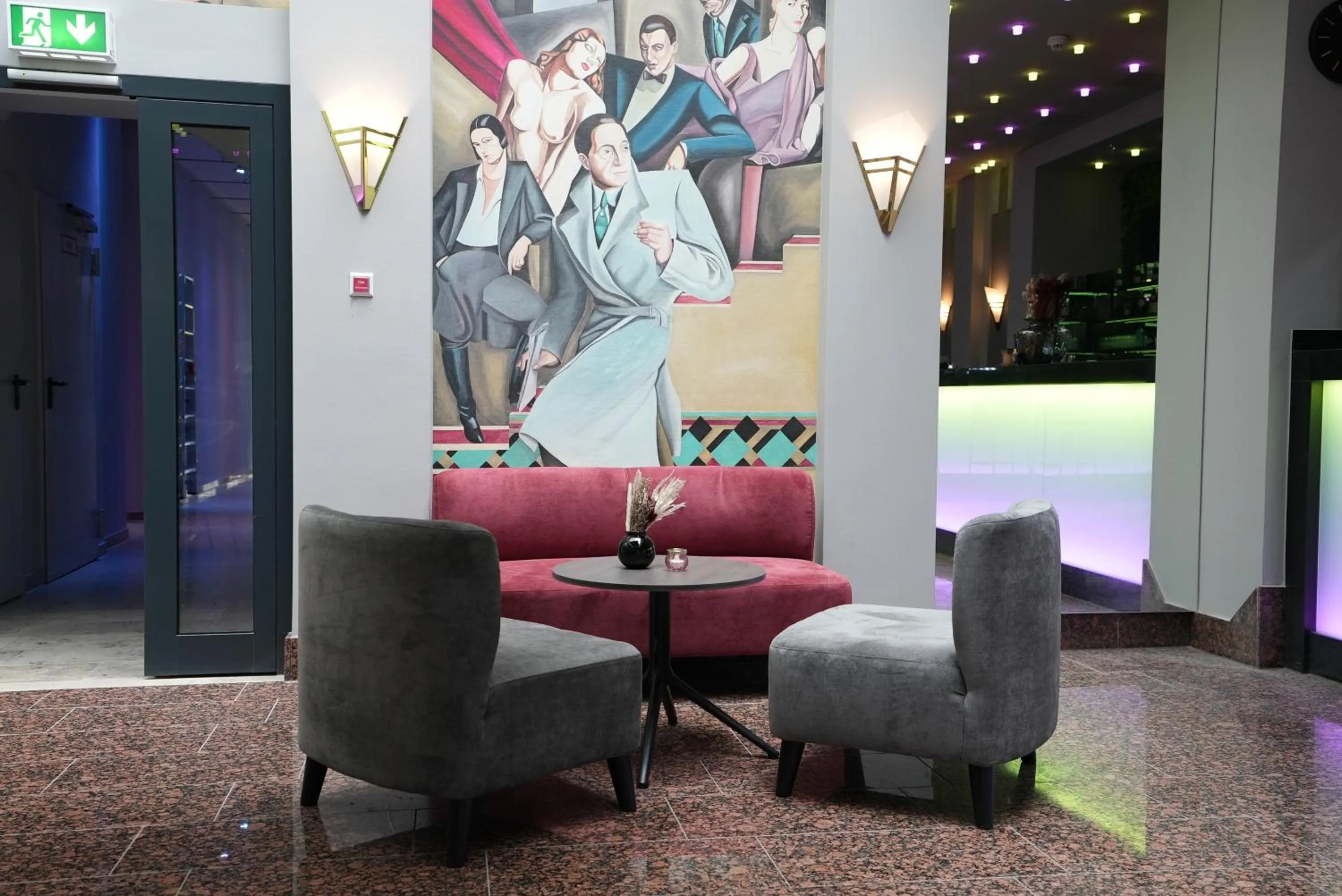 Lobby or reception in Boutique Kaiser - Hotel & Apartments