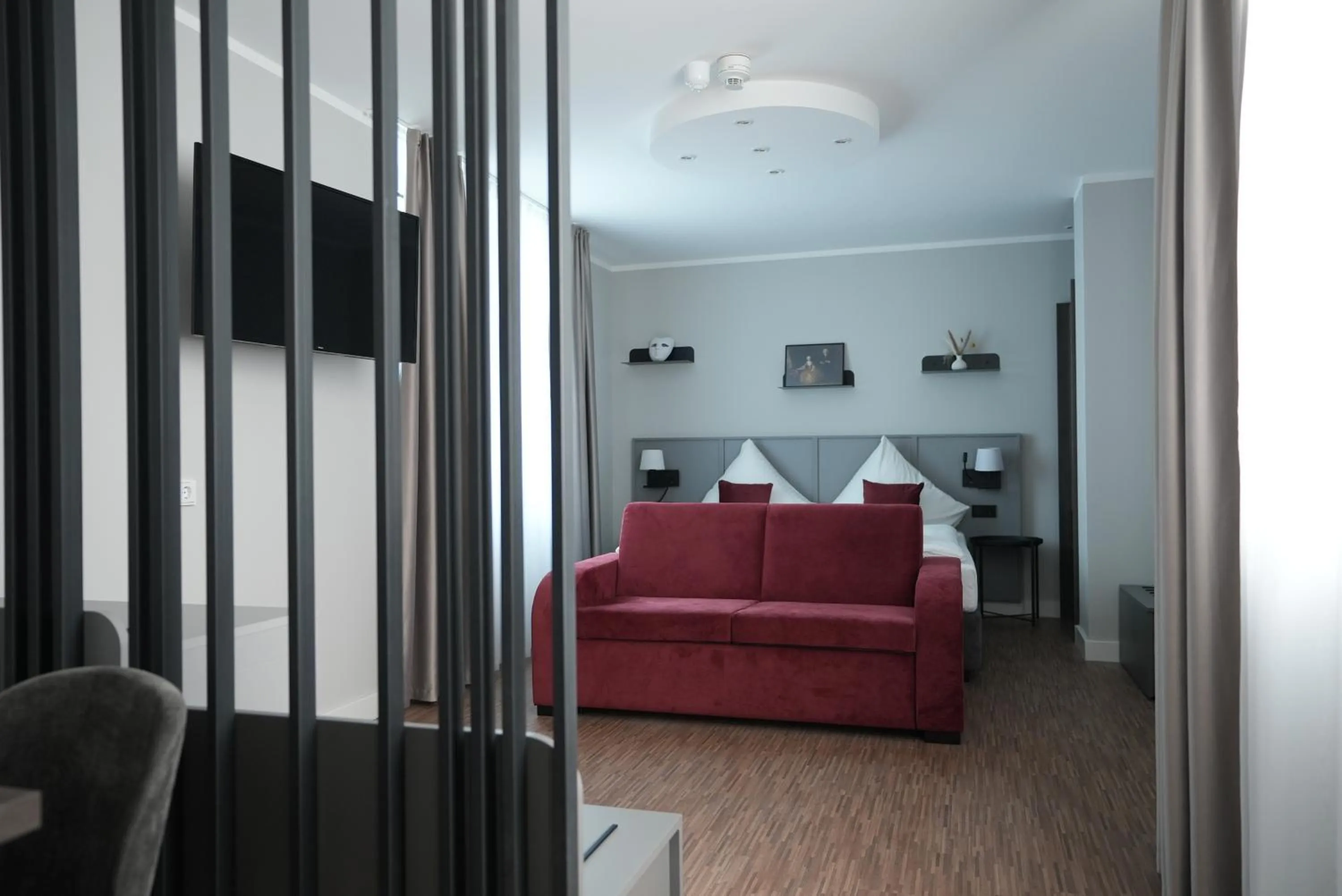 Photo of the whole room, Bed in Boutique Kaiser - Hotel & Apartments