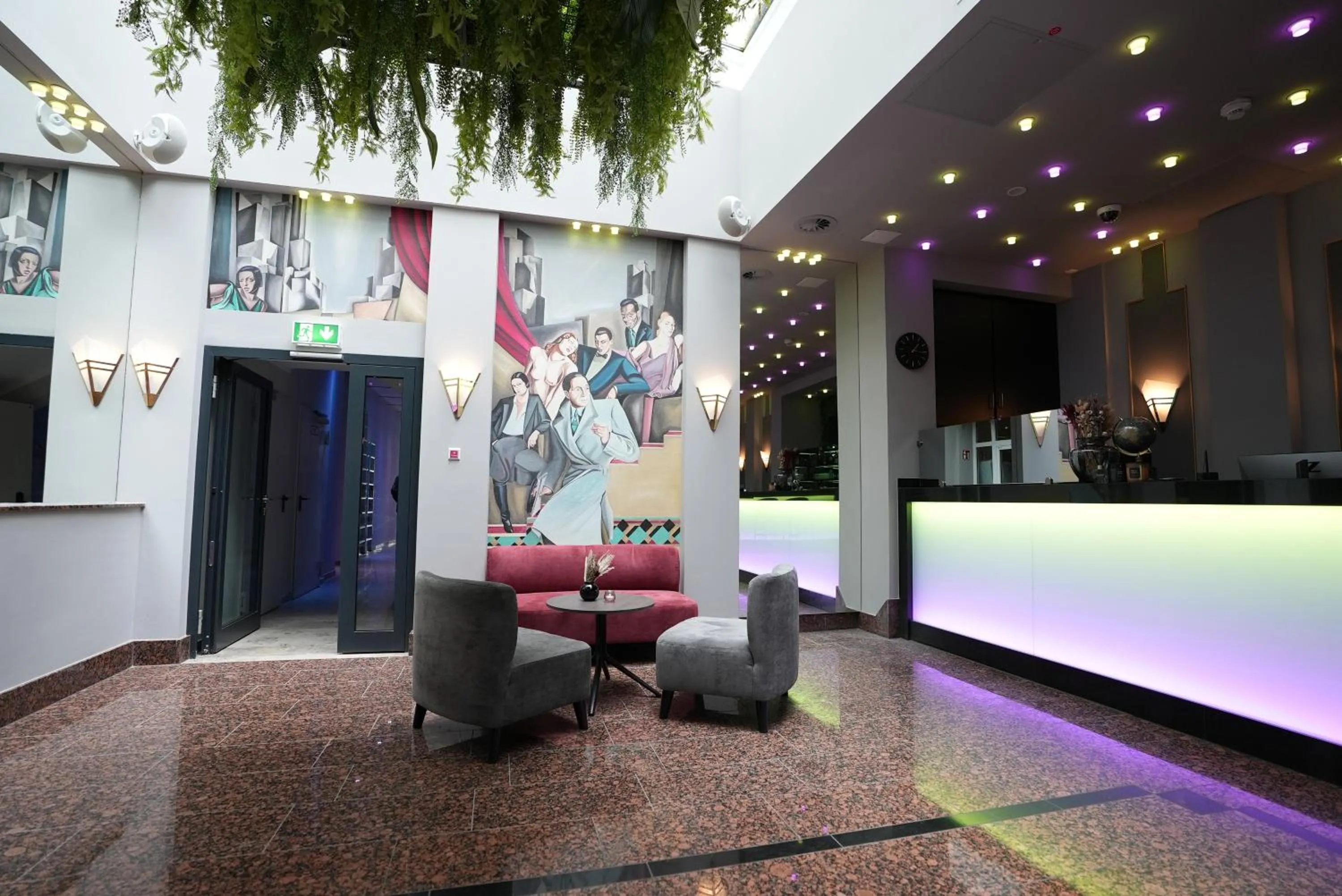 Lobby or reception in Boutique Kaiser - Hotel & Apartments