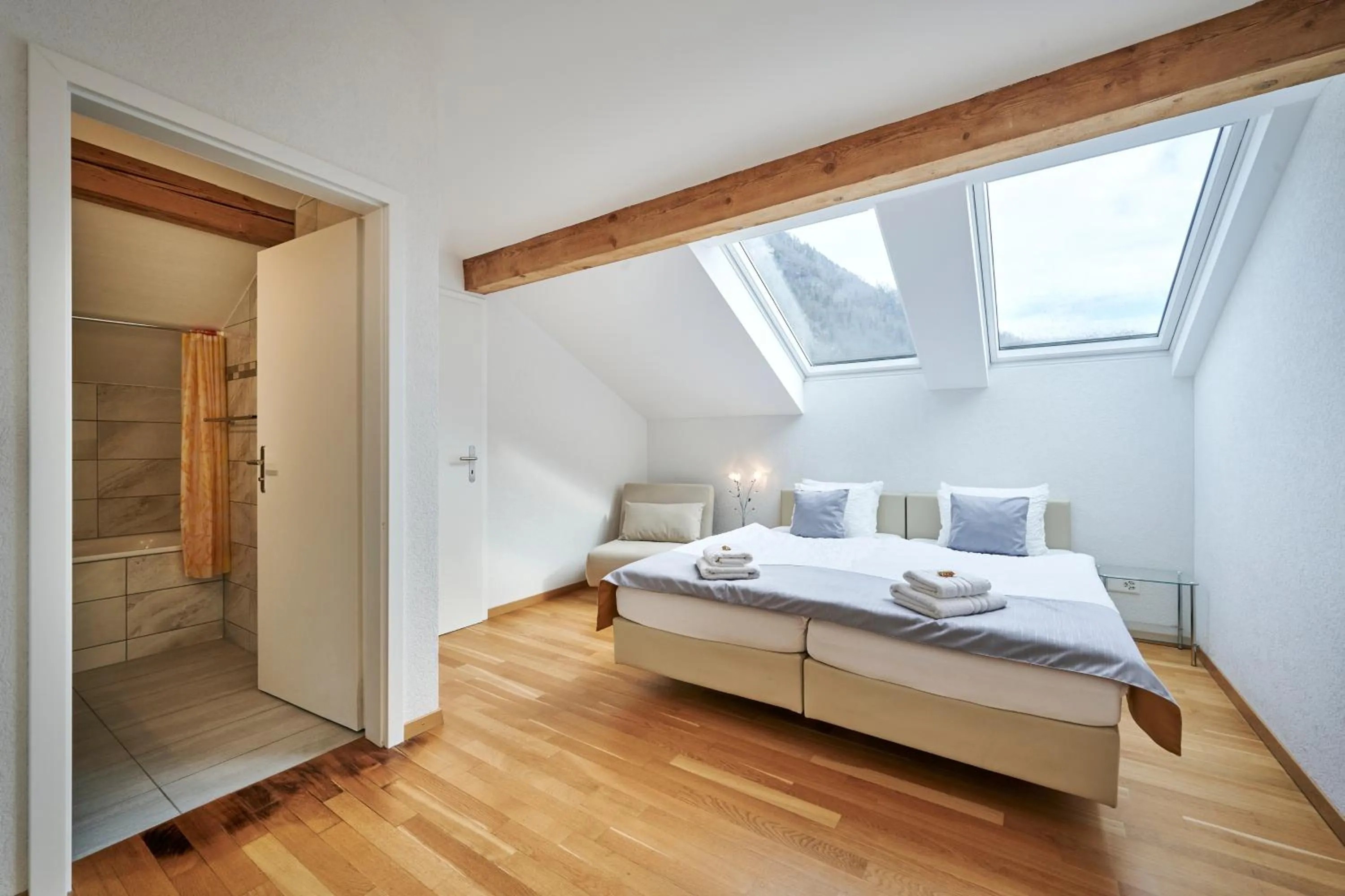 Bed in Aparthotel Krone - Self Check-In