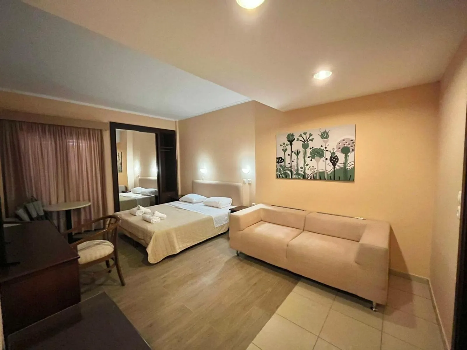 Bed in Saint George Hotel