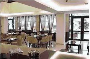 Restaurant/places to eat in Saint George Hotel