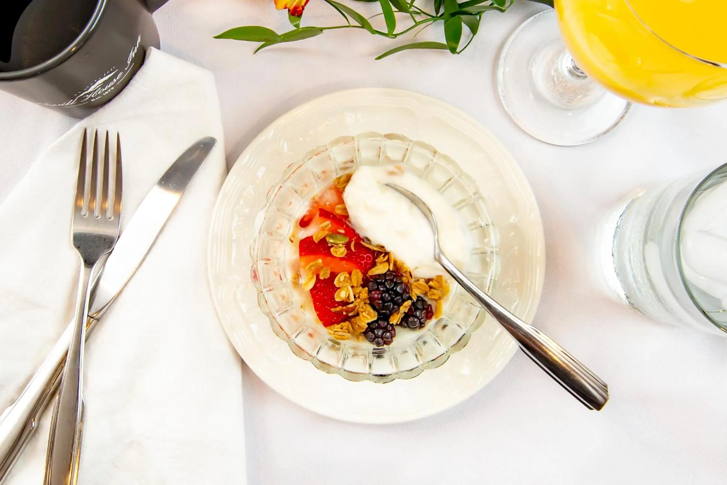 Breakfast in Lovill House Inn