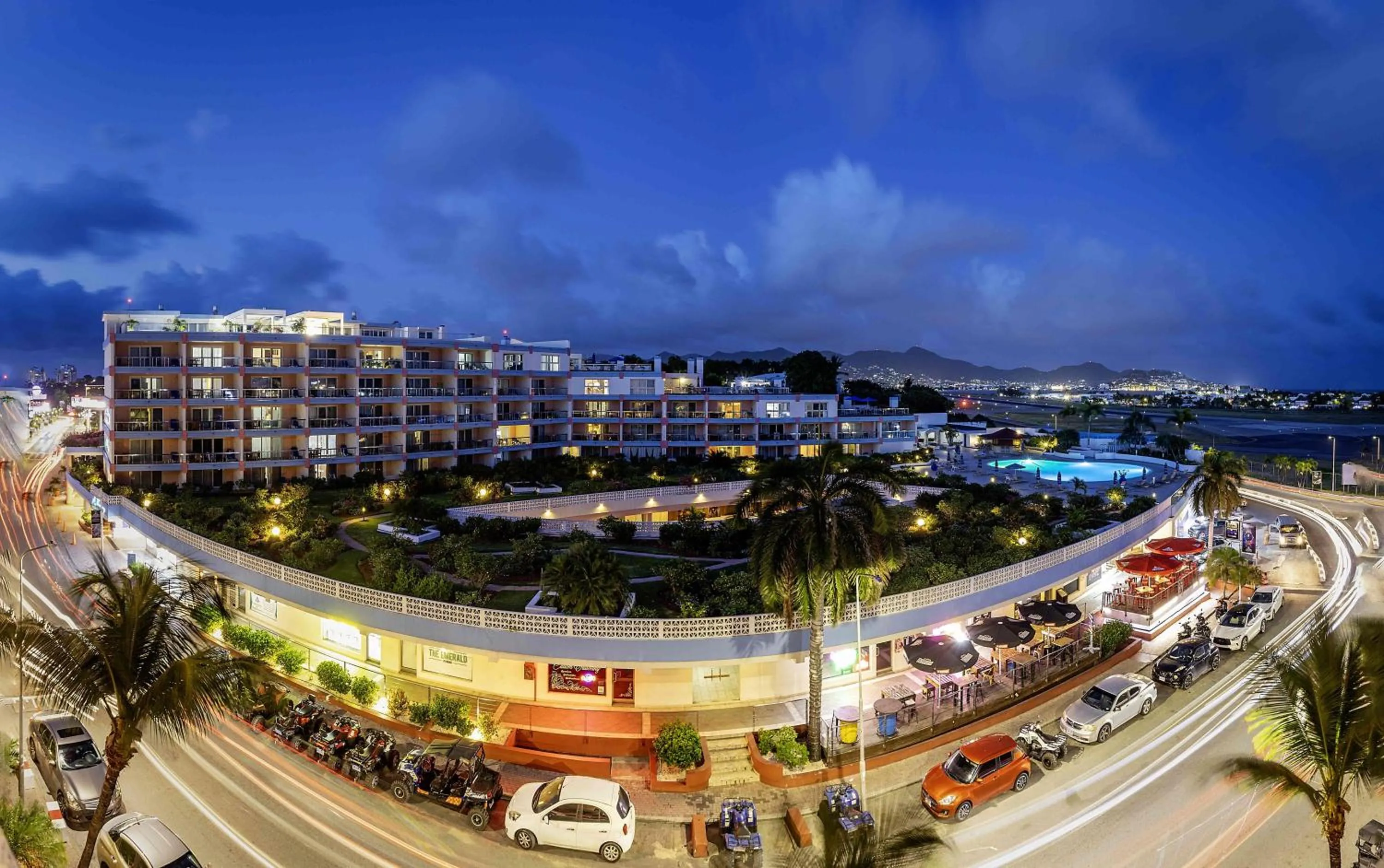 Property building in Royal Islander Club Resort La Terrasse