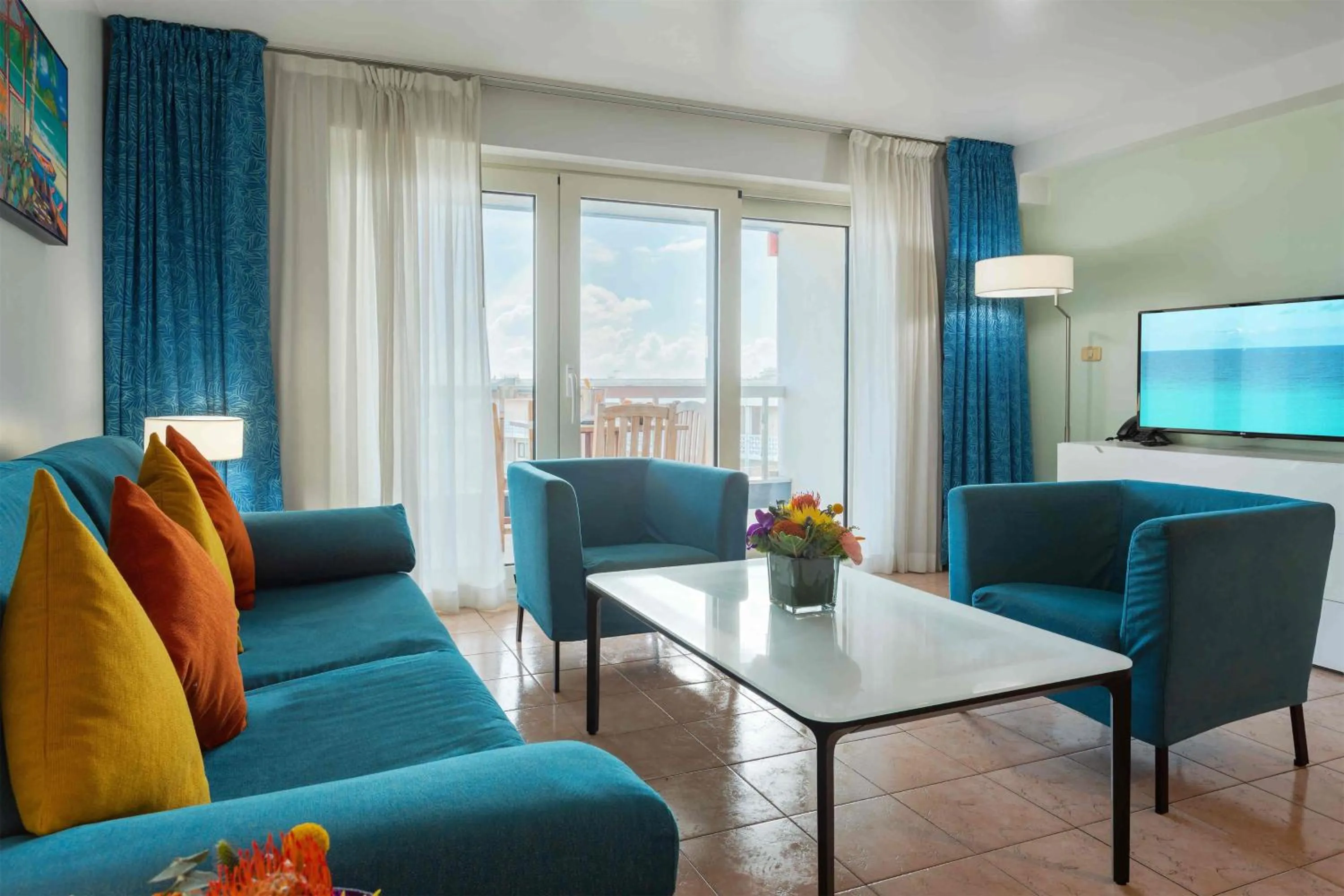 Photo of the whole room in Royal Islander Club Resort La Terrasse