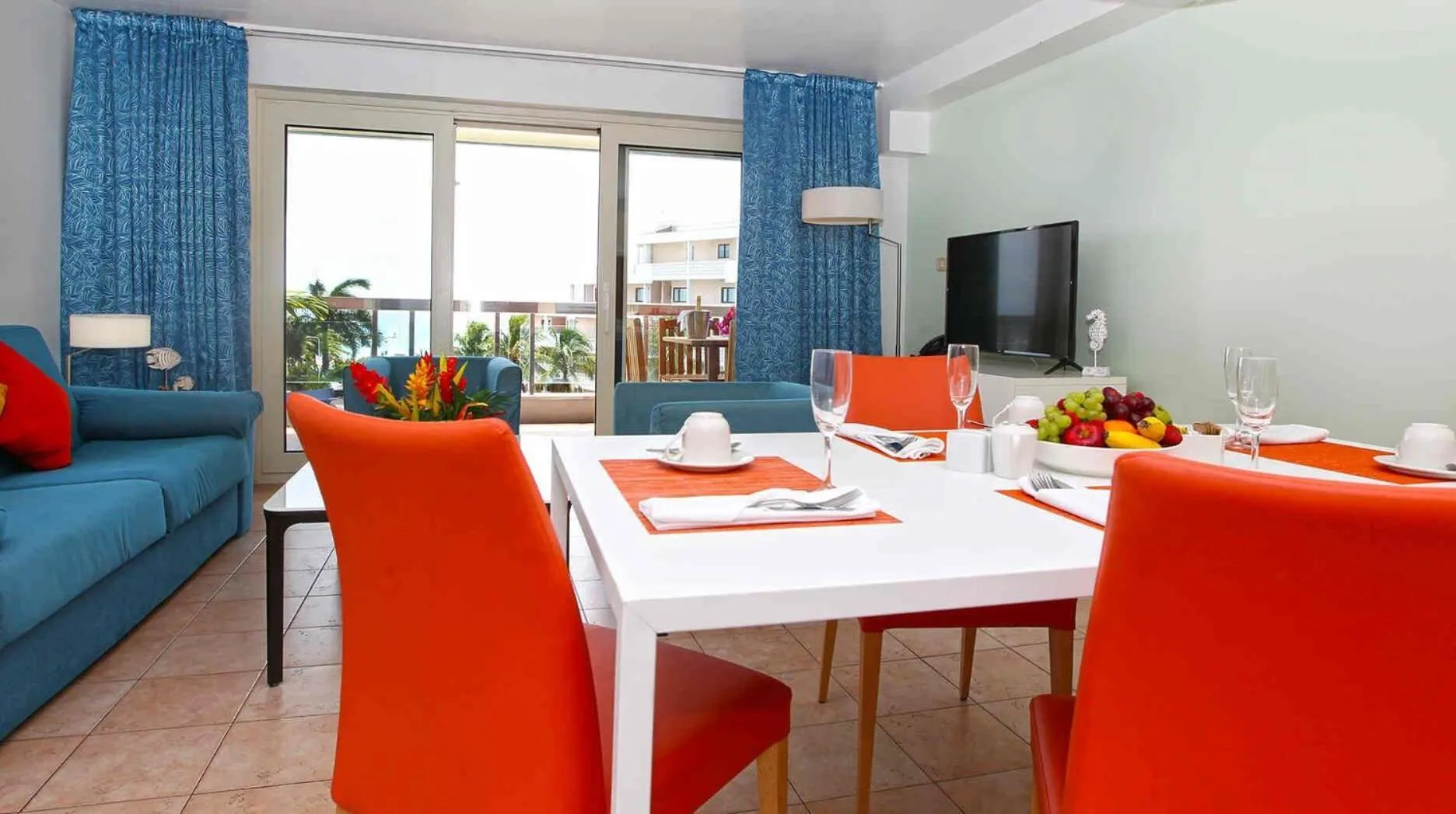 Photo of the whole room in Royal Islander Club Resort La Terrasse