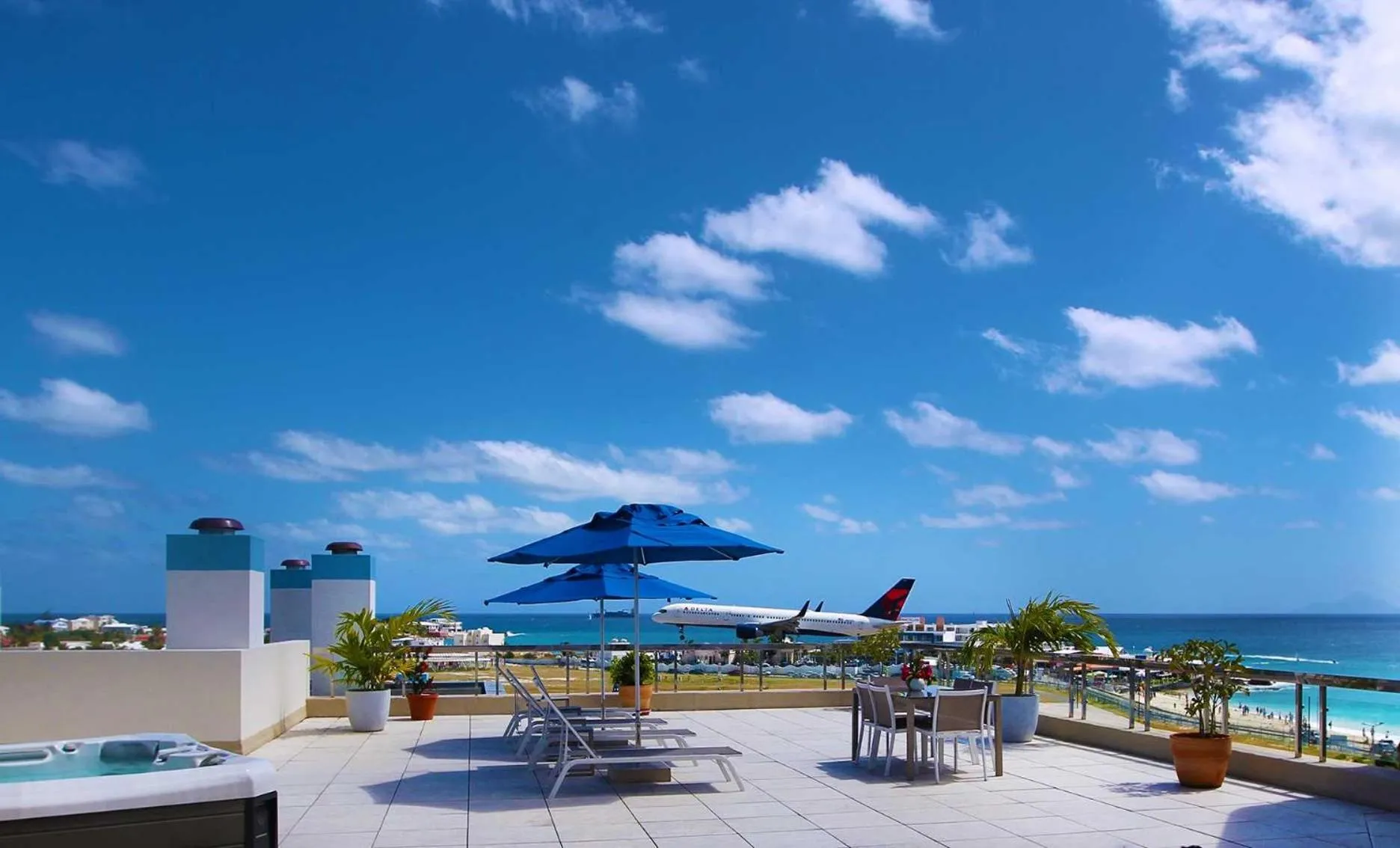 Balcony/Terrace in Royal Islander Club Resort La Terrasse