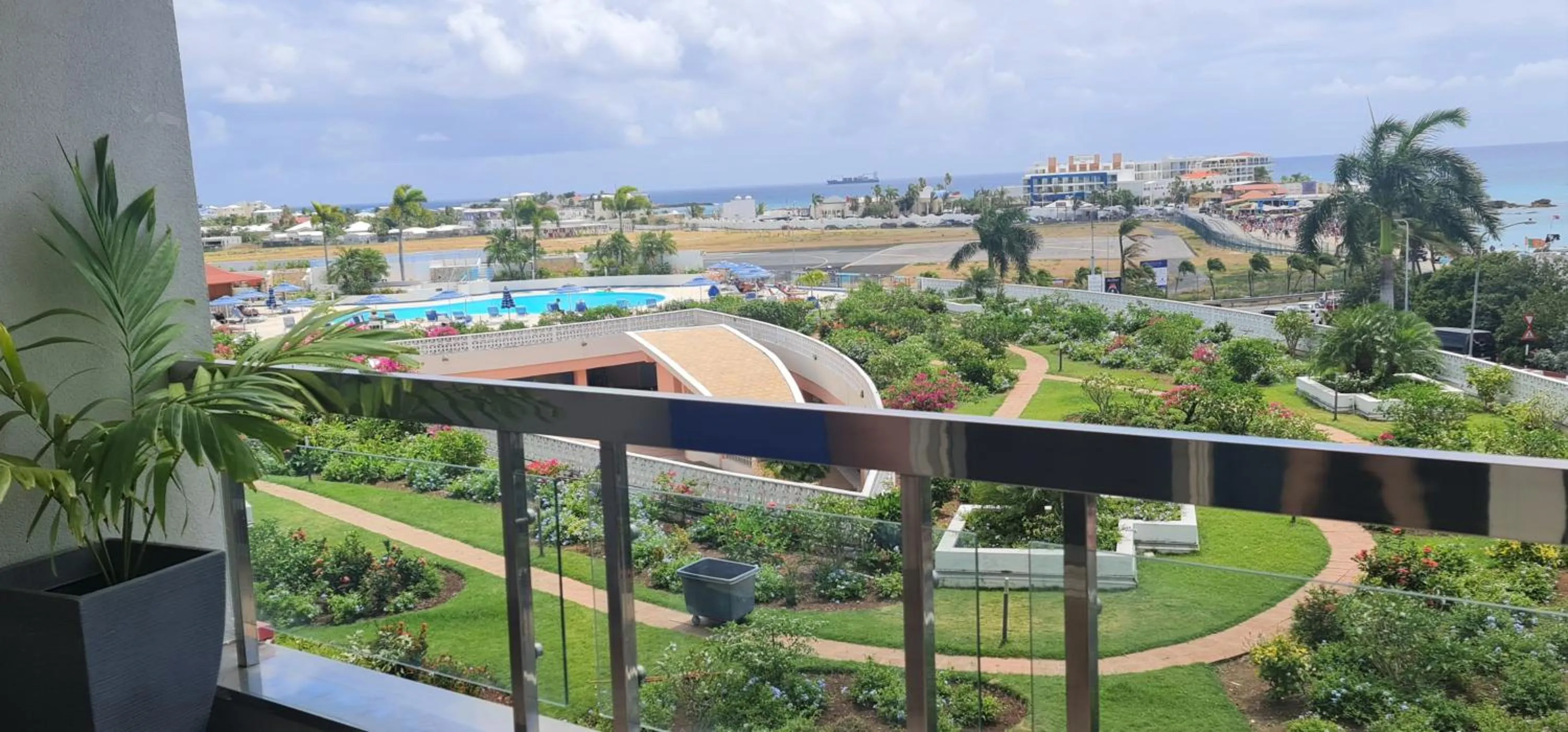 Balcony/Terrace in Royal Islander Club Resort La Terrasse