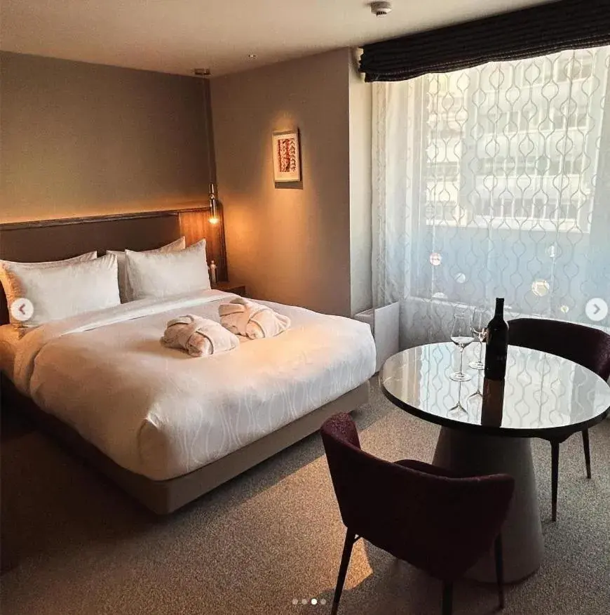 Bed in THE skM TOKYO HOTEL & DINING Bed in THE skM TOKYO HOTEL & DINING