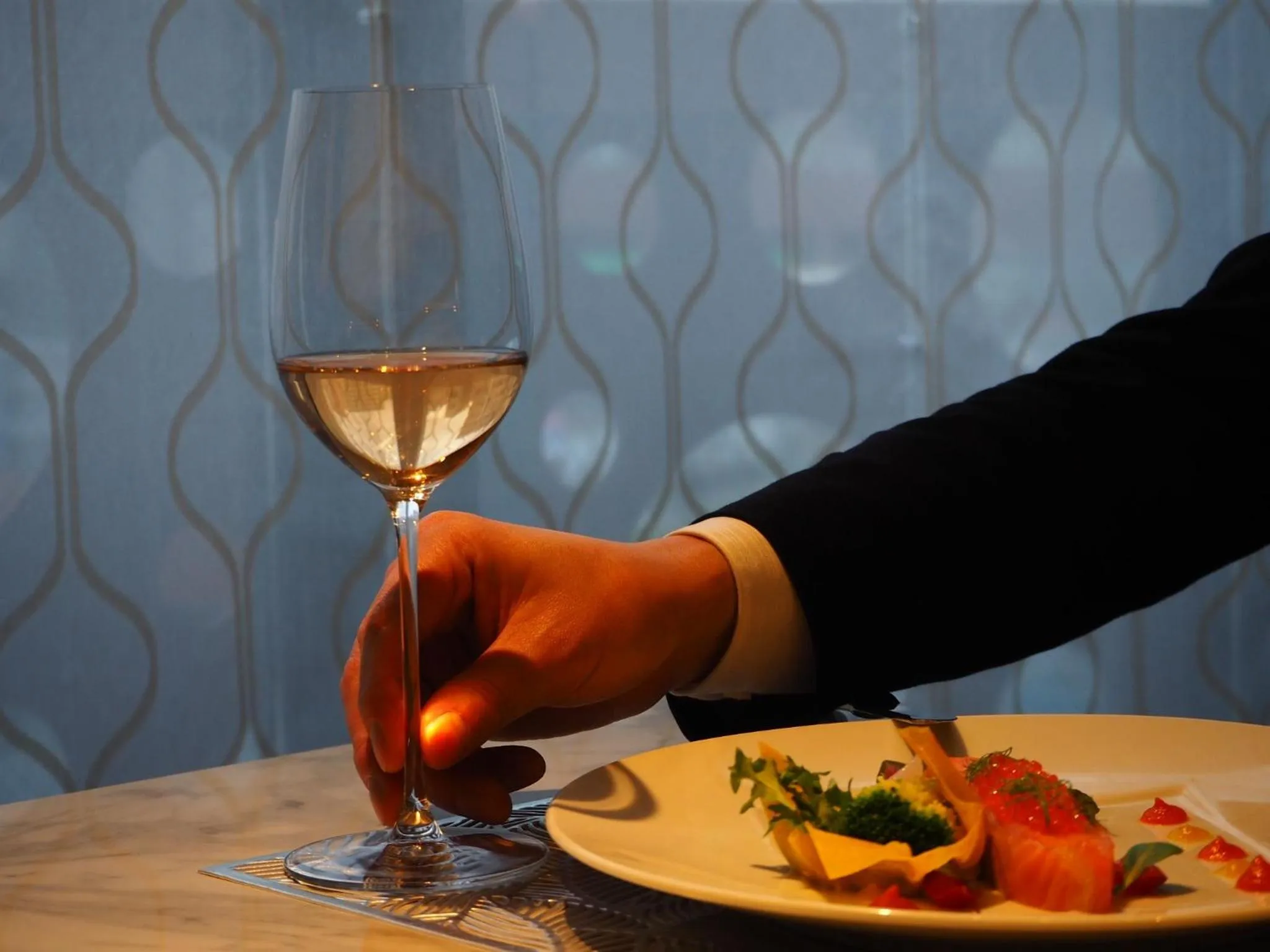 THE skM TOKYO HOTEL & DINING