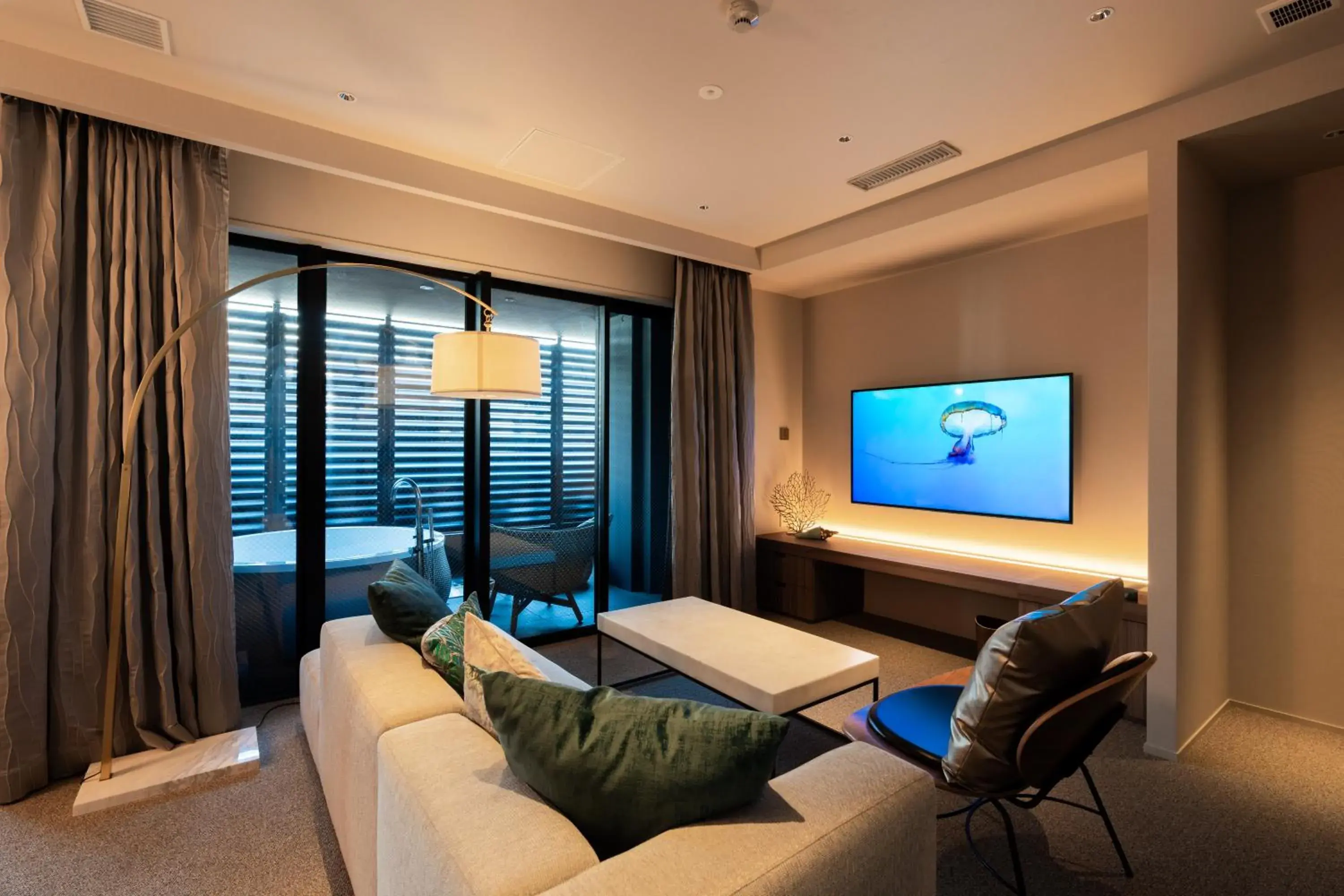 THE skM TOKYO HOTEL & DINING THE skM TOKYO HOTEL & DINING