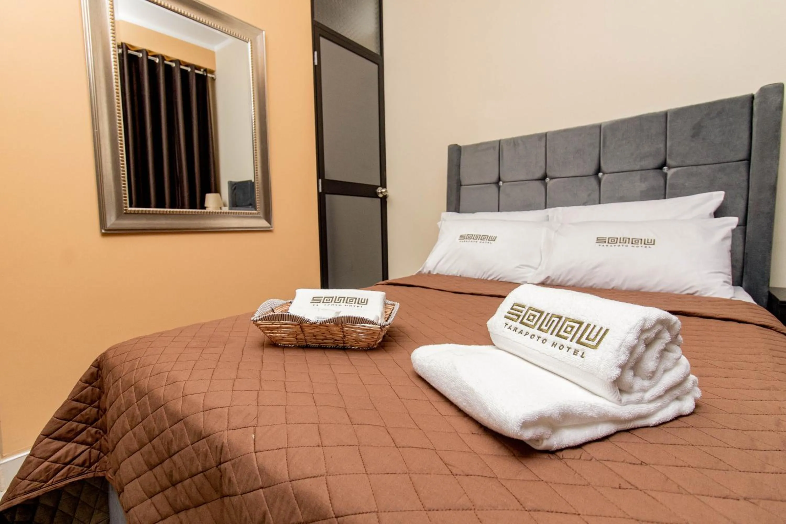 Bed in Sonqu Tarapoto