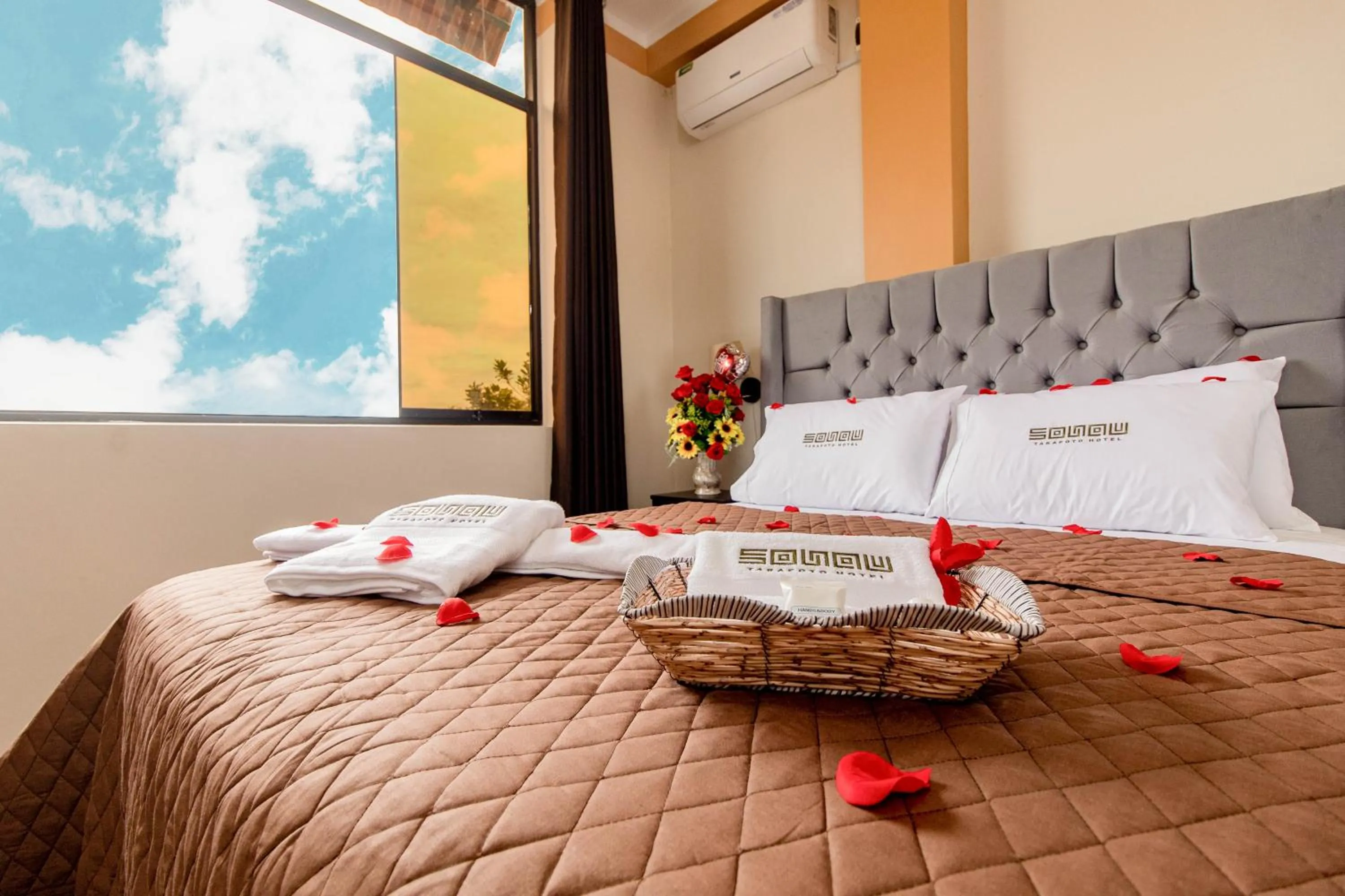 Bed in Sonqu Tarapoto