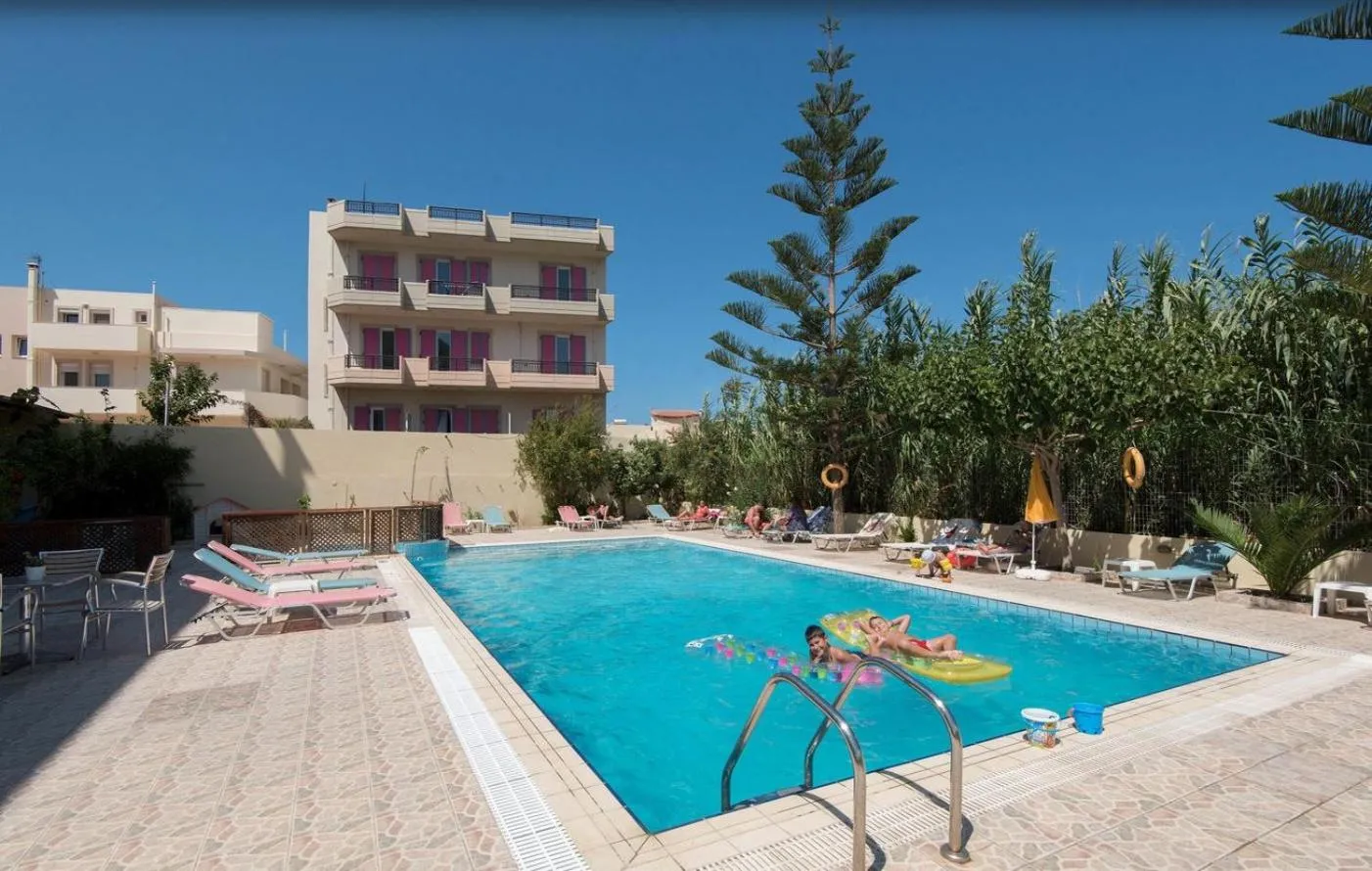 Swimming pool in Eleni Palace