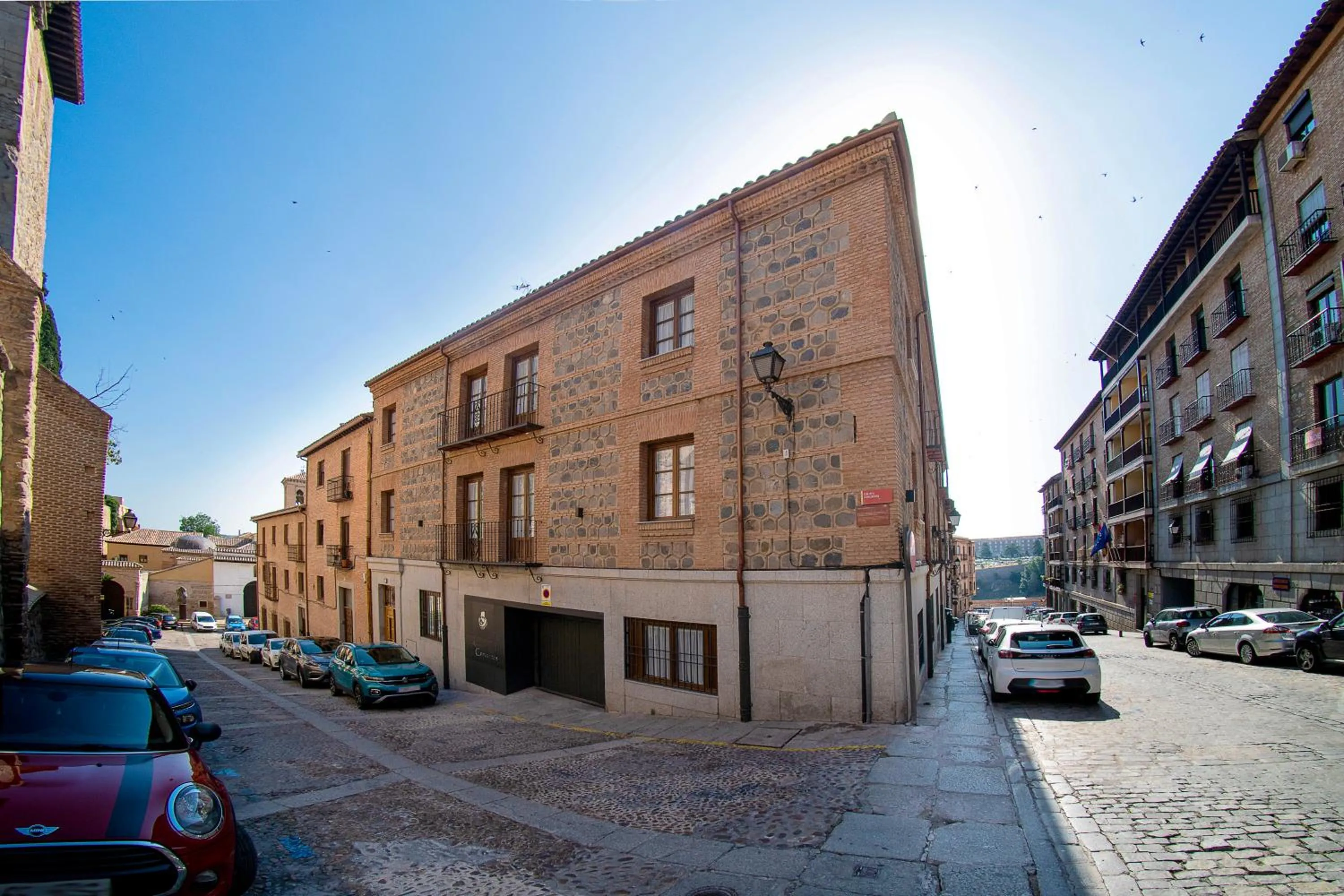 Property building in Cervantes 5 Collection - Greco Aparcamiento en el Edificio