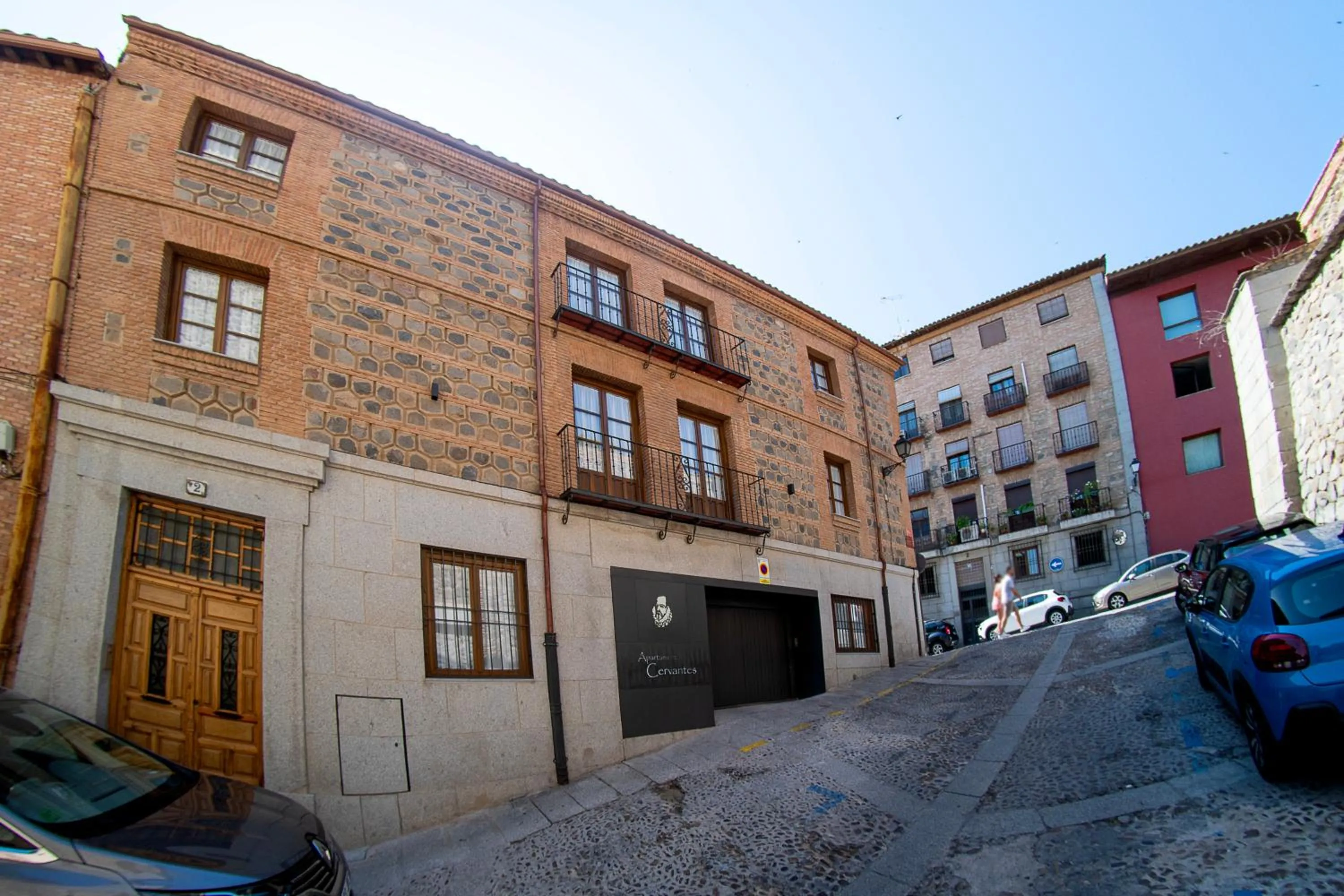 Parking in Cervantes 5 Collection - Greco Aparcamiento en el Edificio